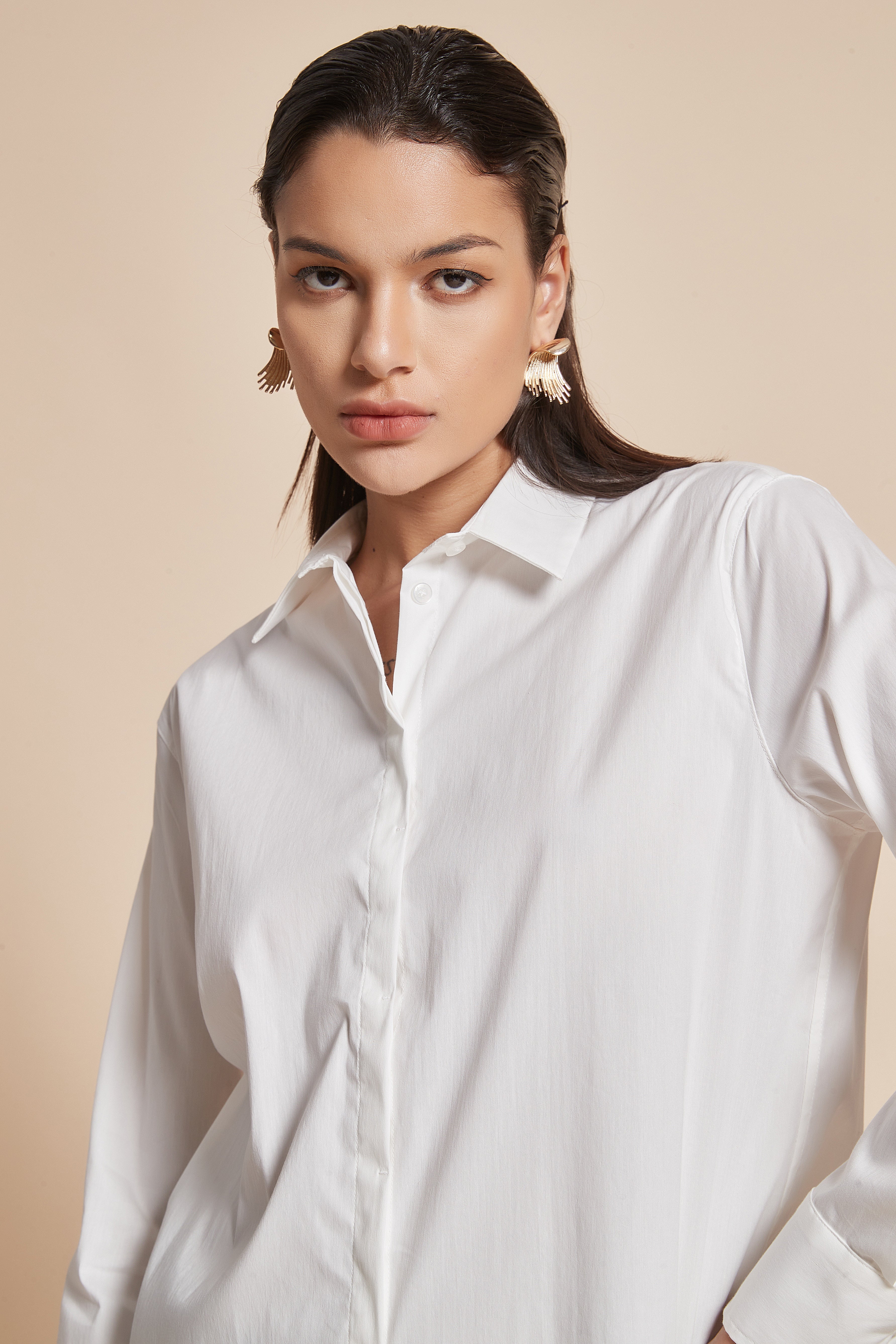 Blouse With Long Sleeves And Front Buttons