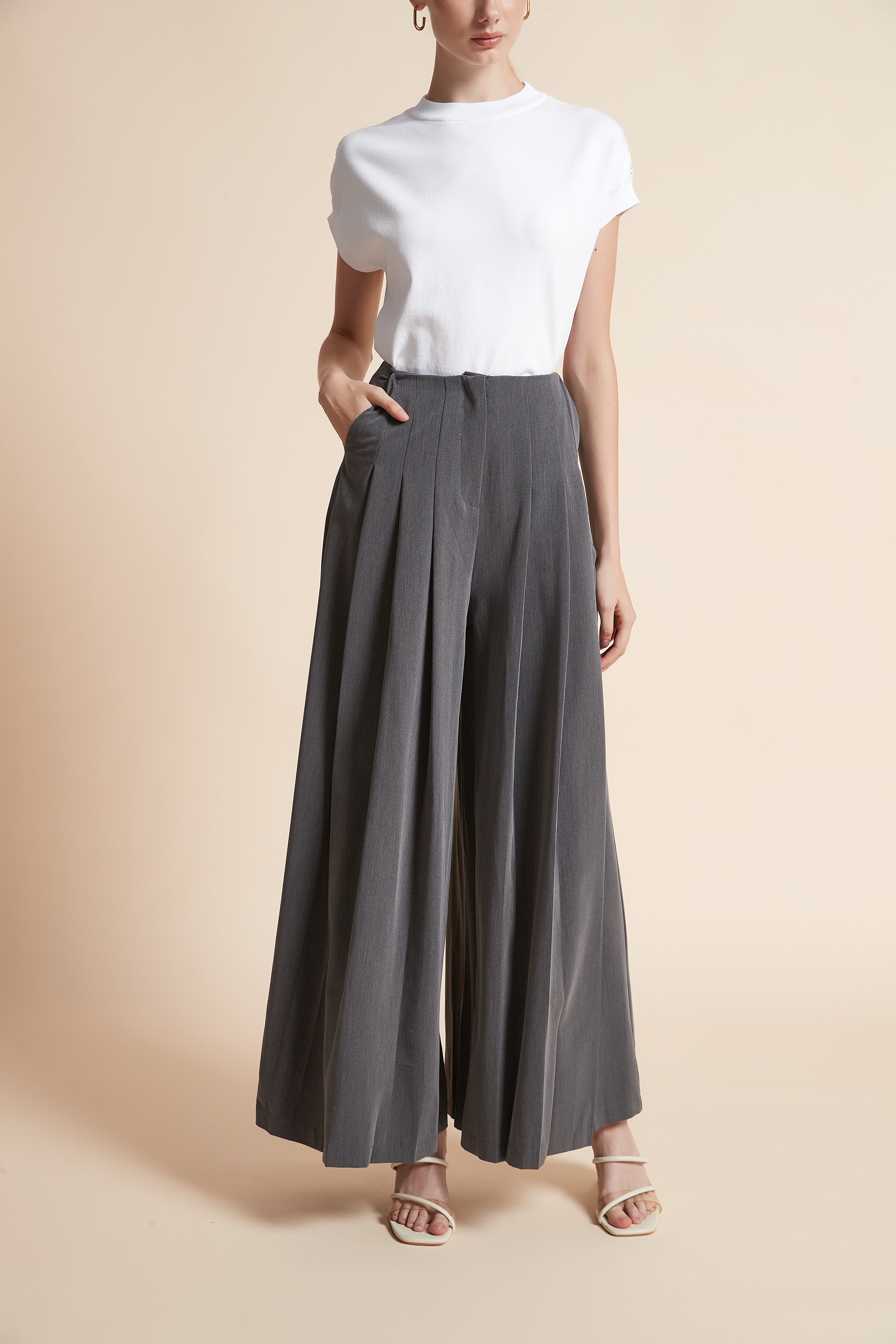 Wide-Leg Long Pants