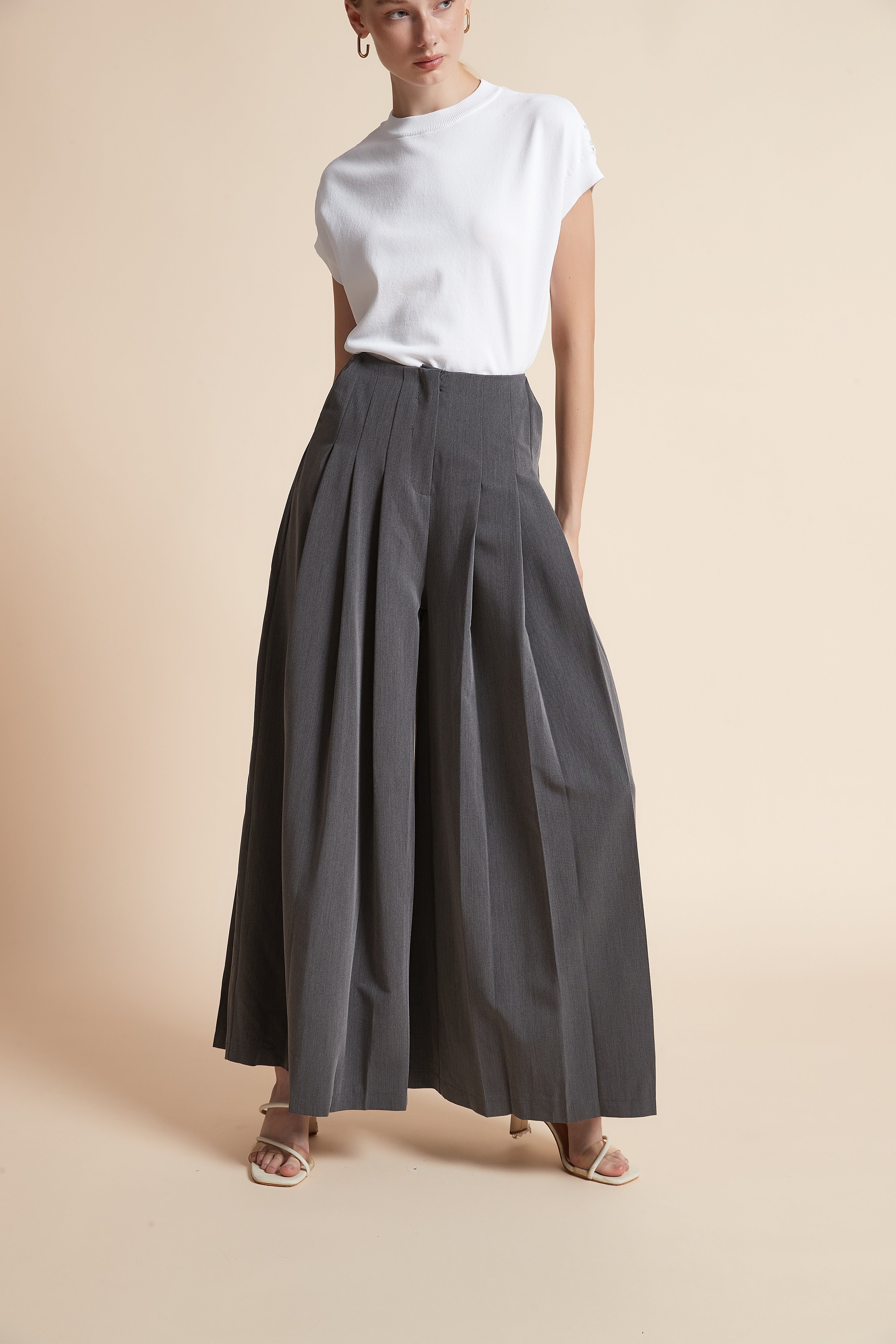 Wide-Leg Long Pants