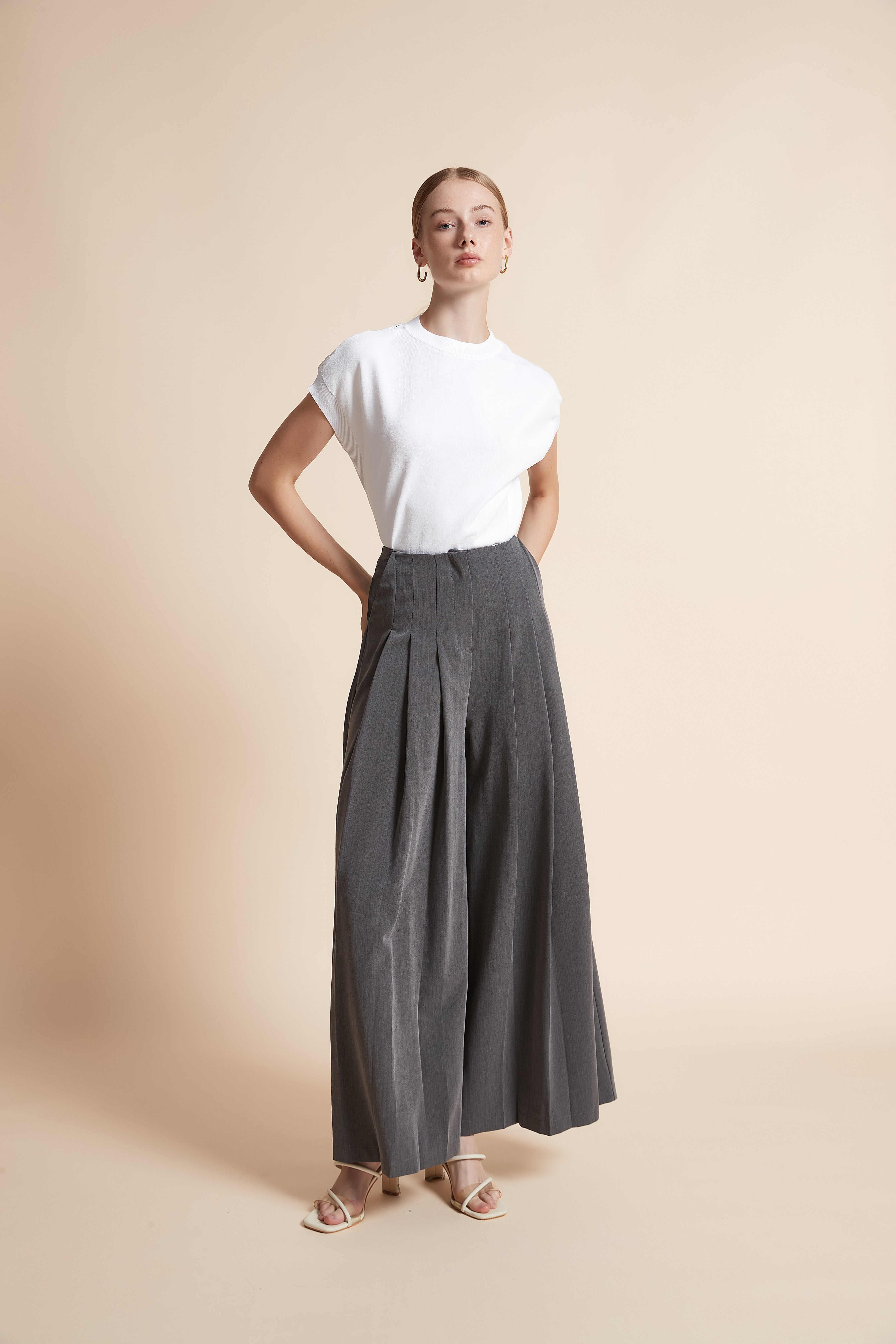Wide-Leg Long Pants