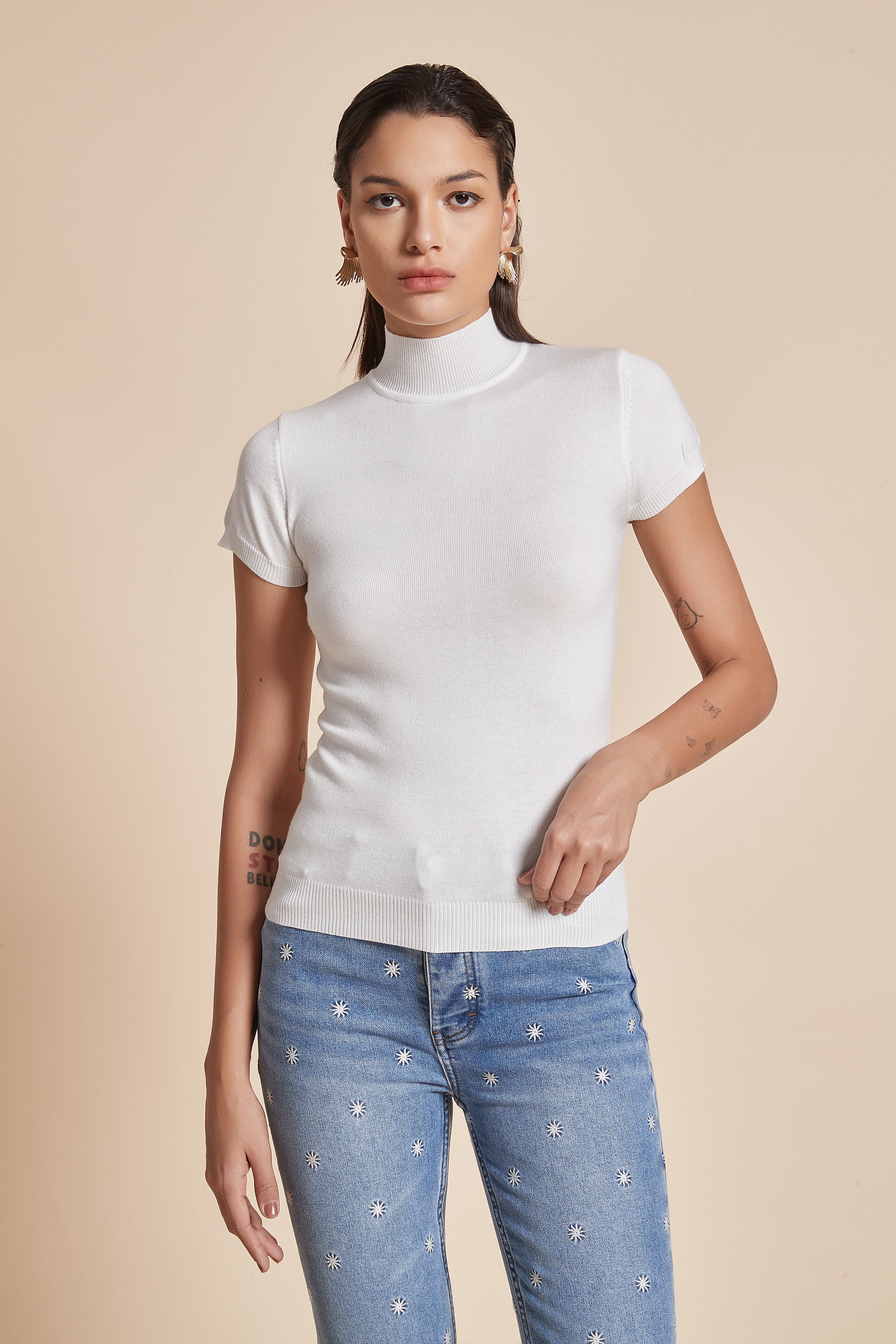 Short Sleeve High-Neck Blouse
