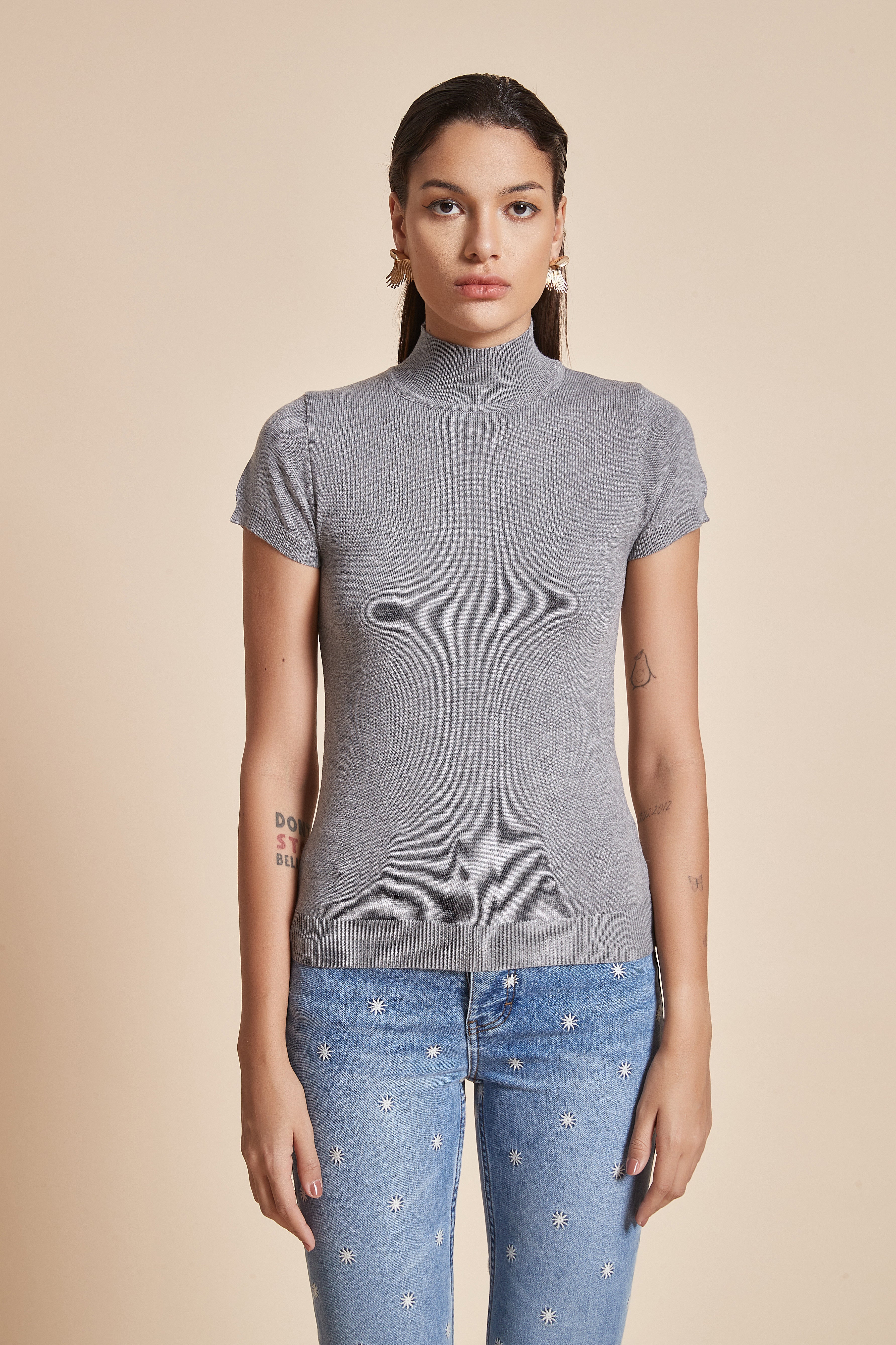 Short Sleeve High-Neck Blouse