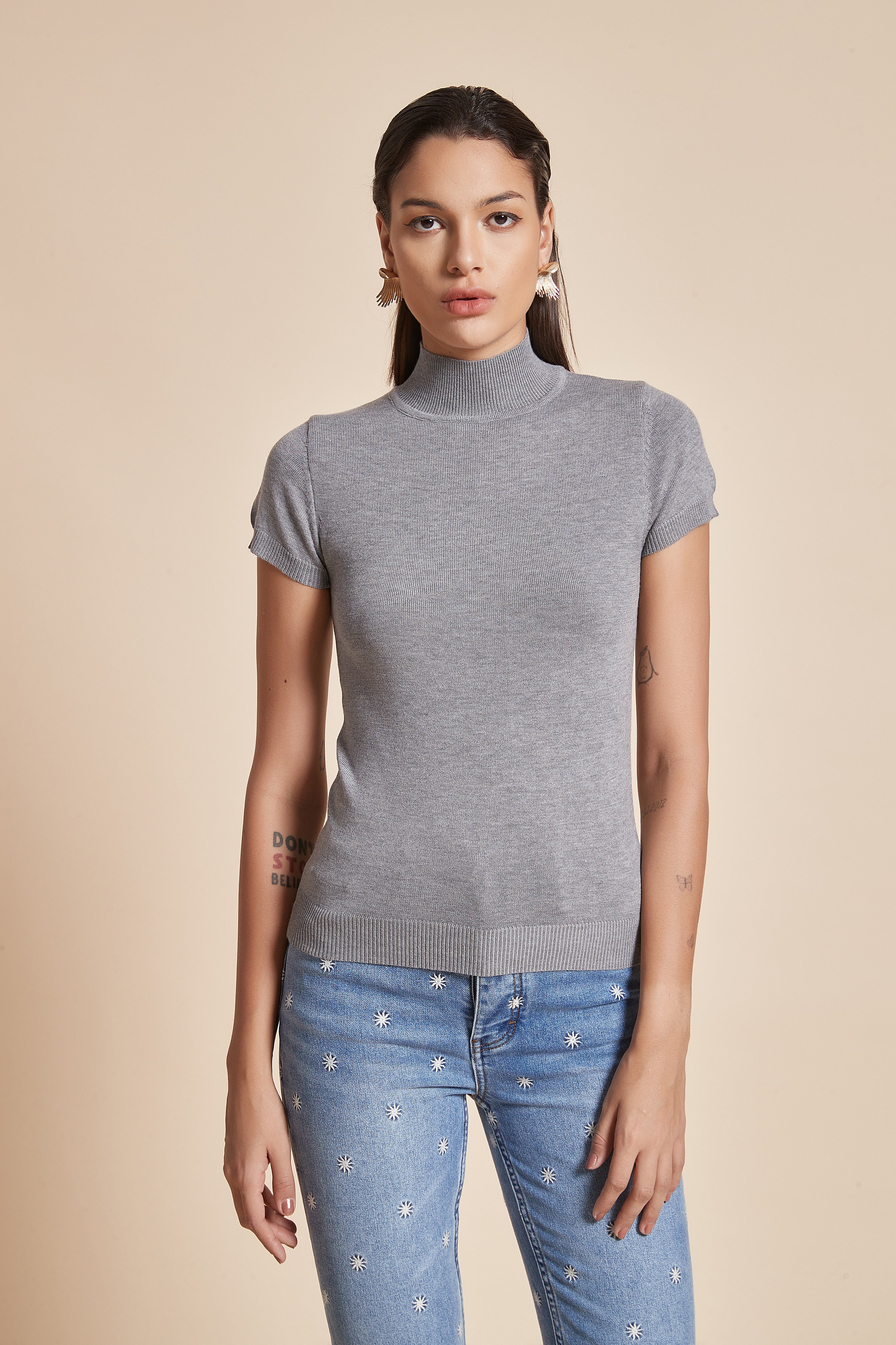 Short Sleeve High-Neck Blouse