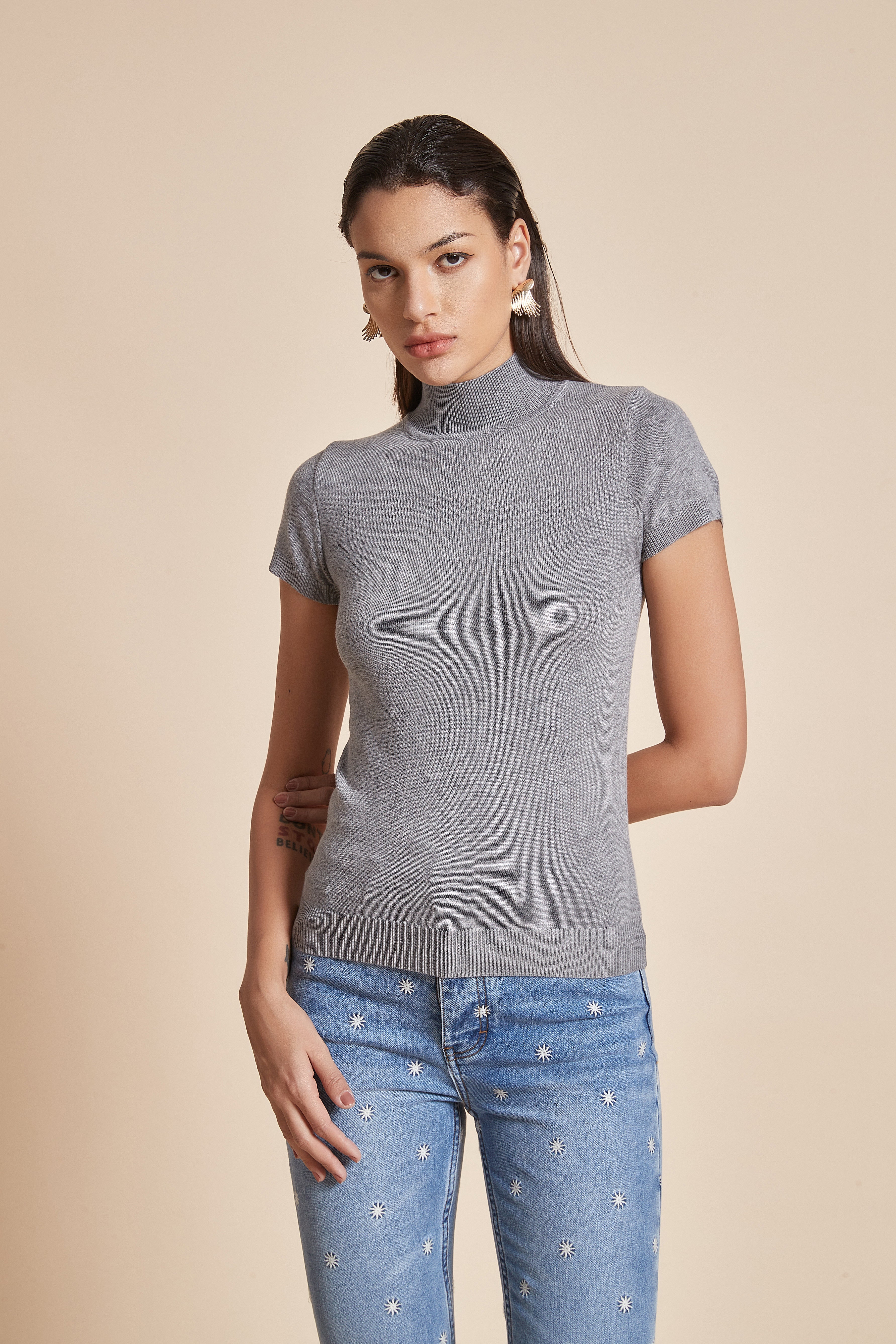 Short Sleeve High-Neck Blouse