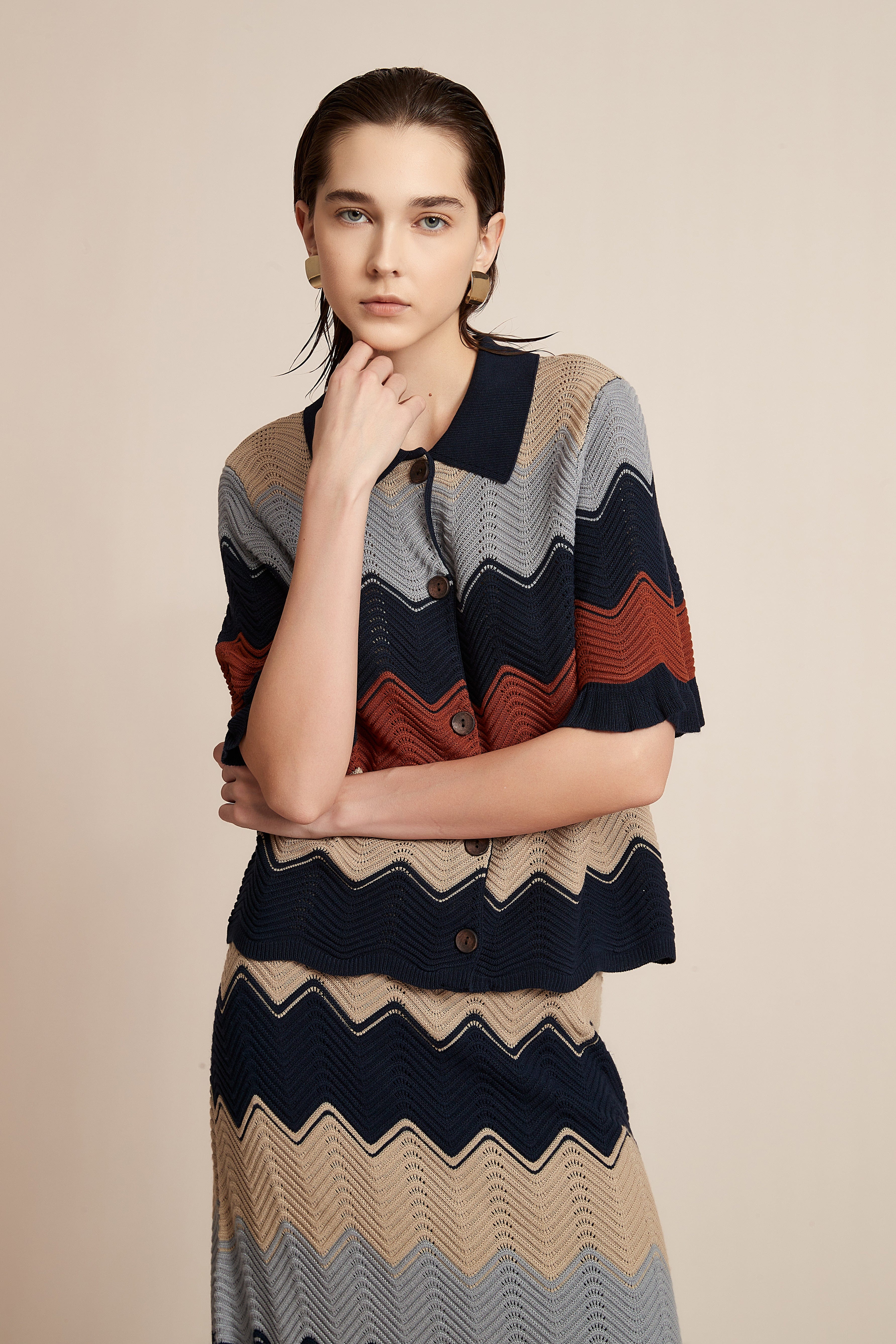 Multi-Colored Wool Blouse With Half Sleeves And Collar
