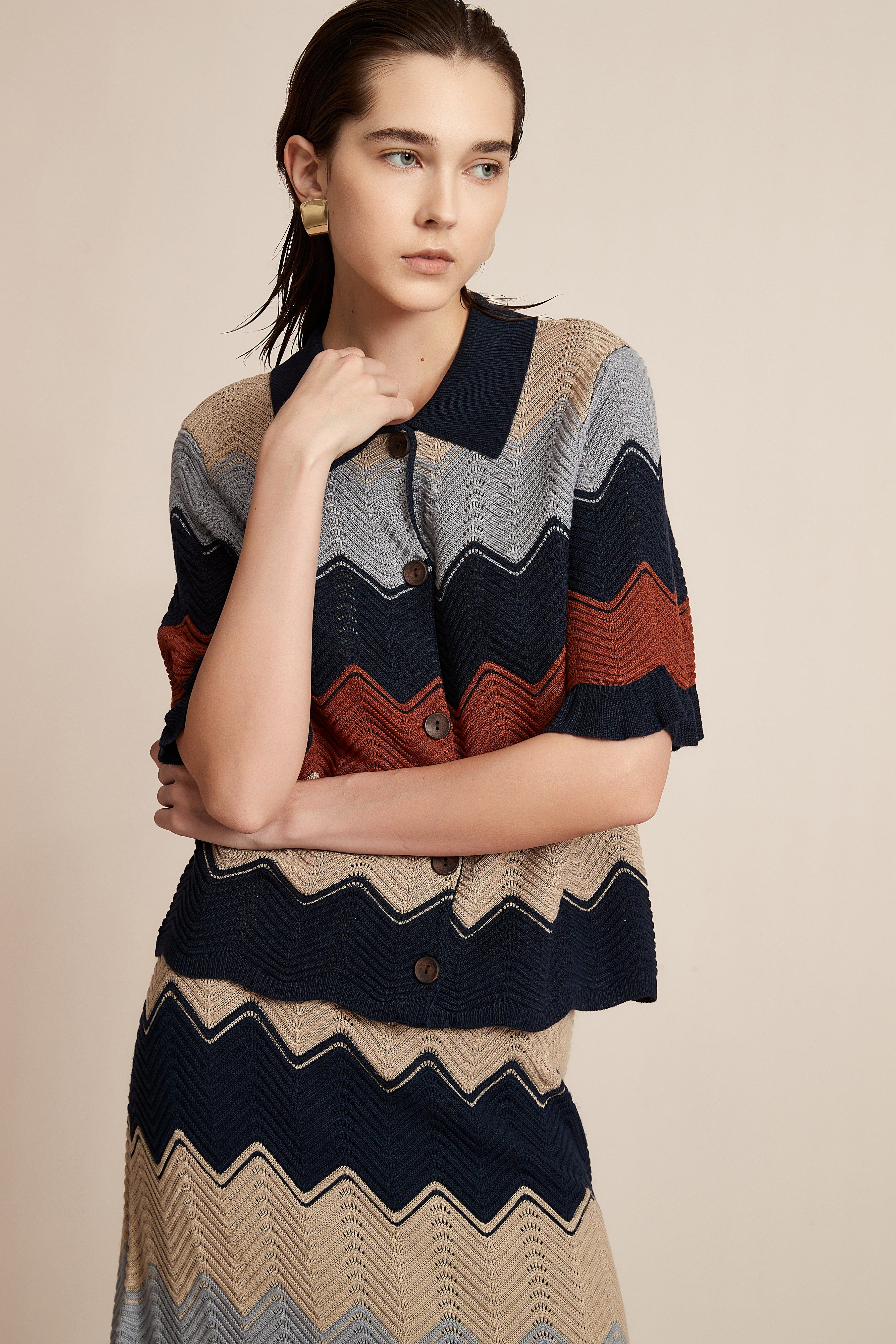 Multi-Colored Wool Blouse With Half Sleeves And Collar