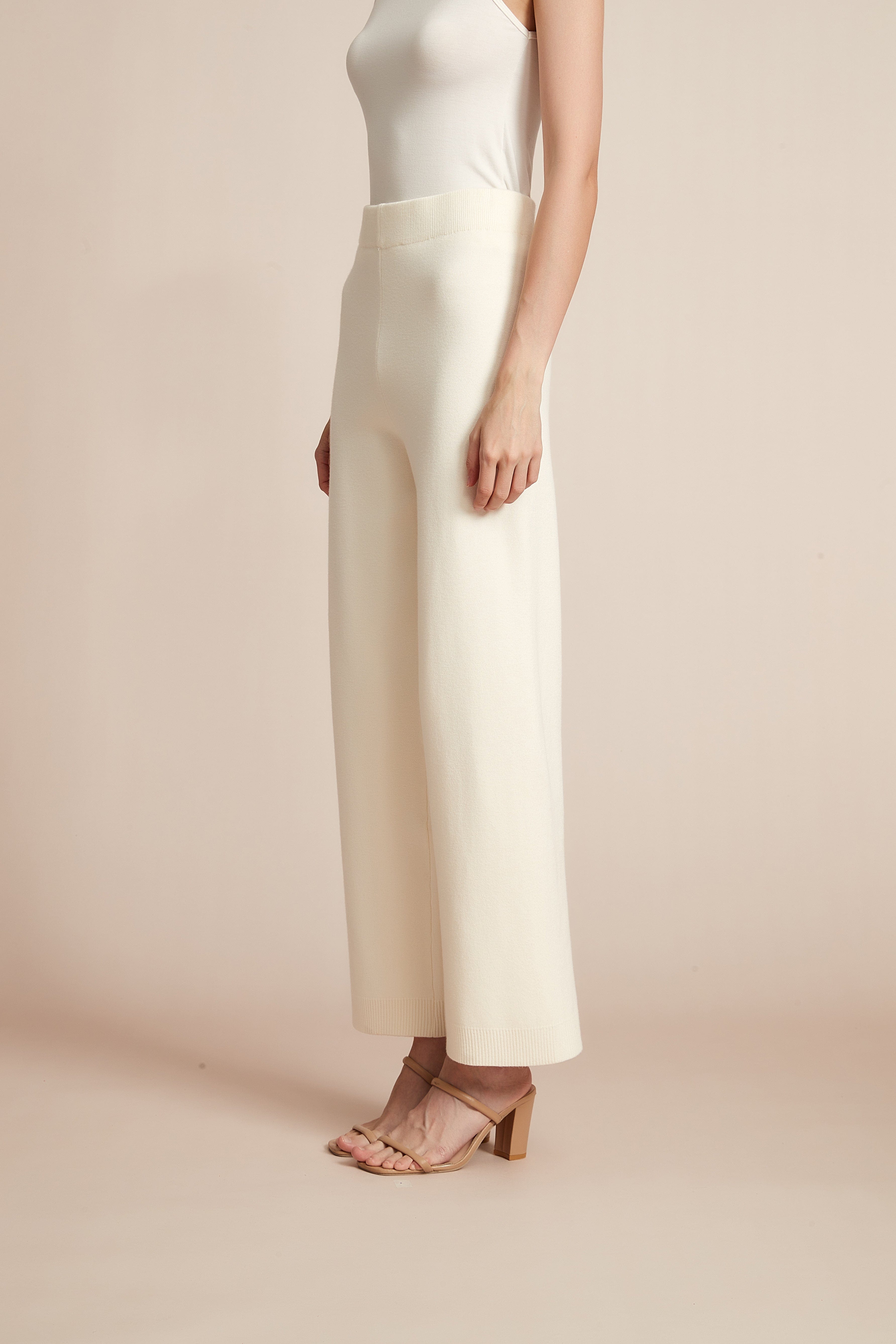 Plain Work Pants With Wide Legs