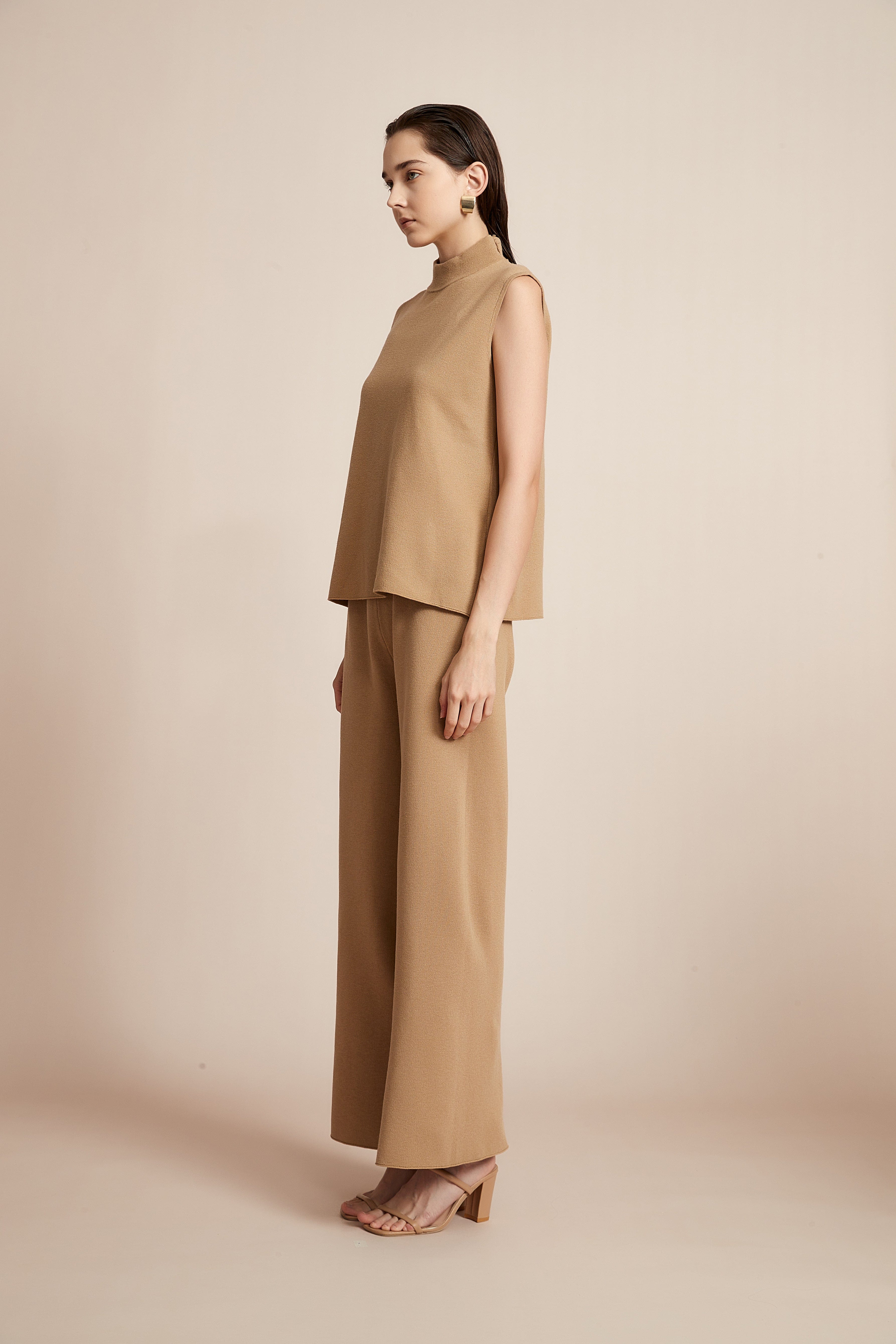 Long Winter Plain cut Blouse