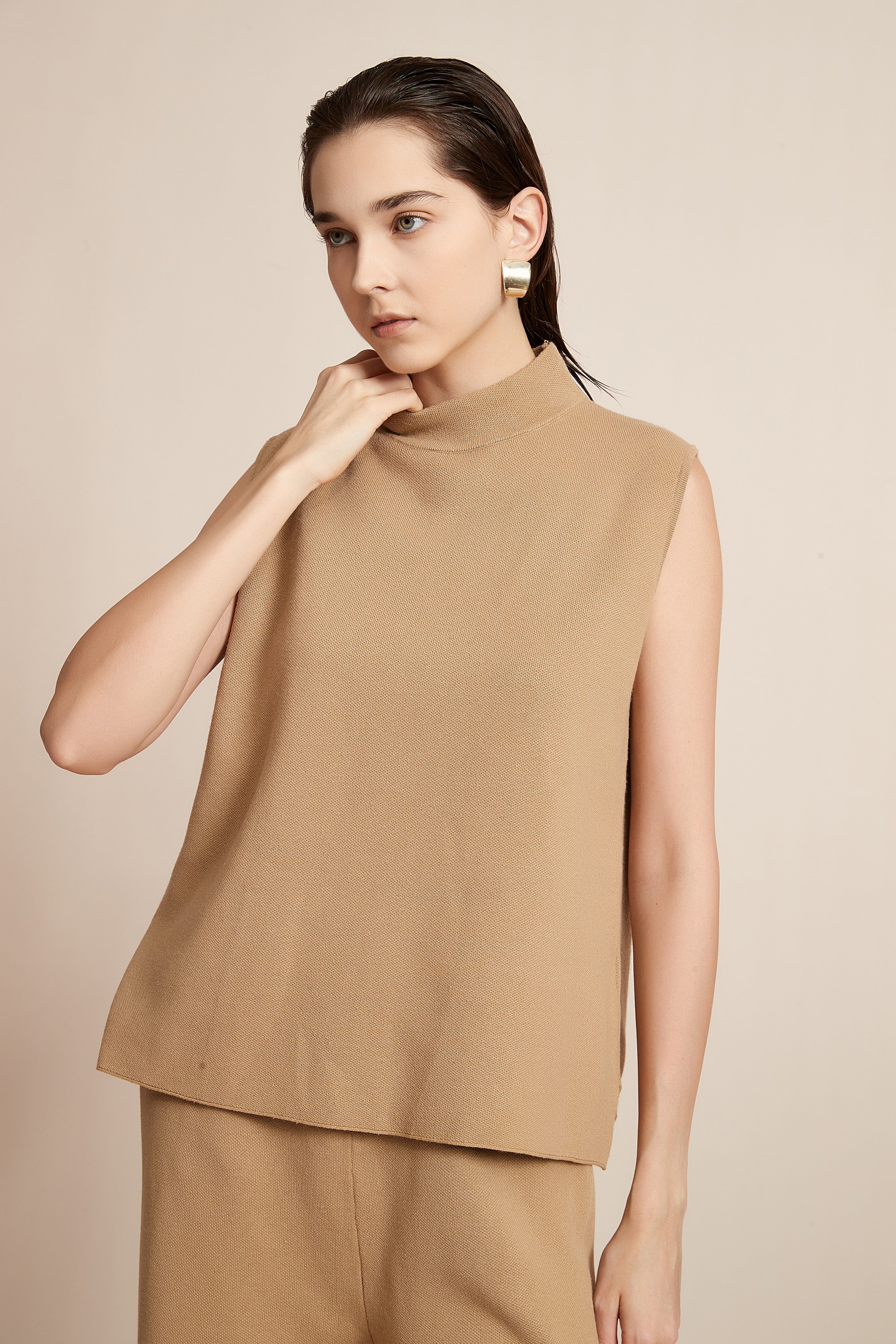 Long Winter Plain cut Blouse