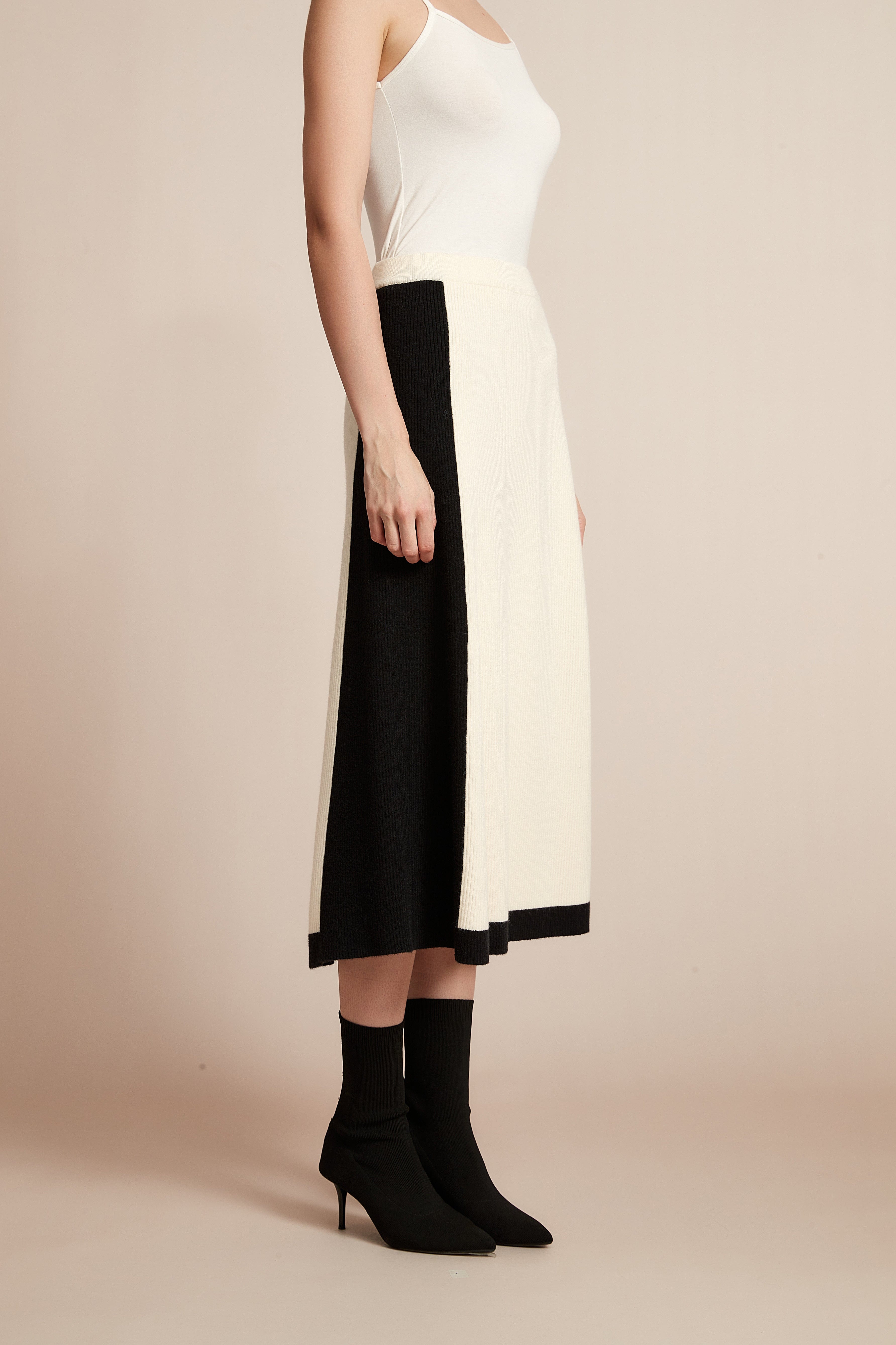 Ribbed Midi Skirt Winter