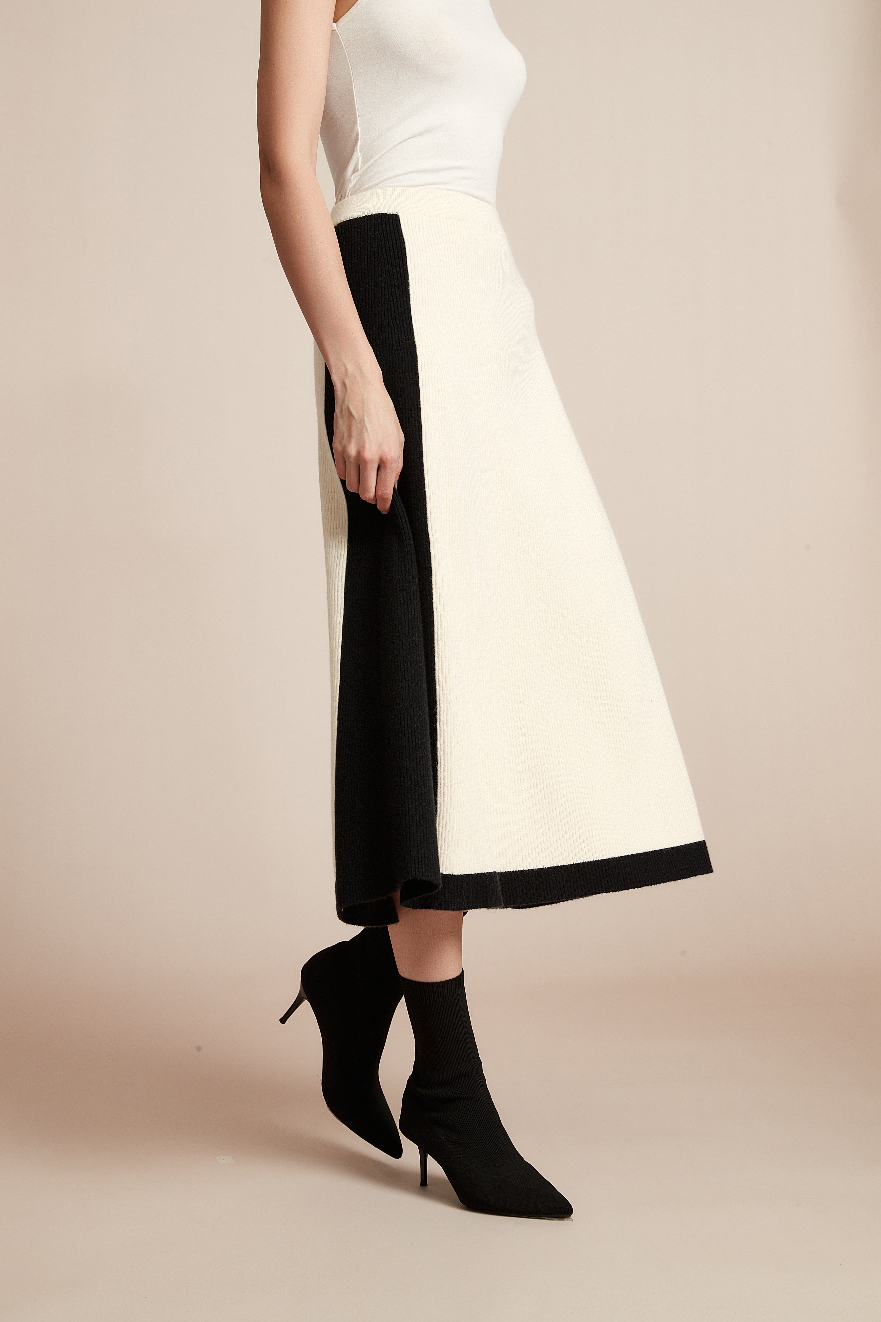 Ribbed Midi Skirt Winter