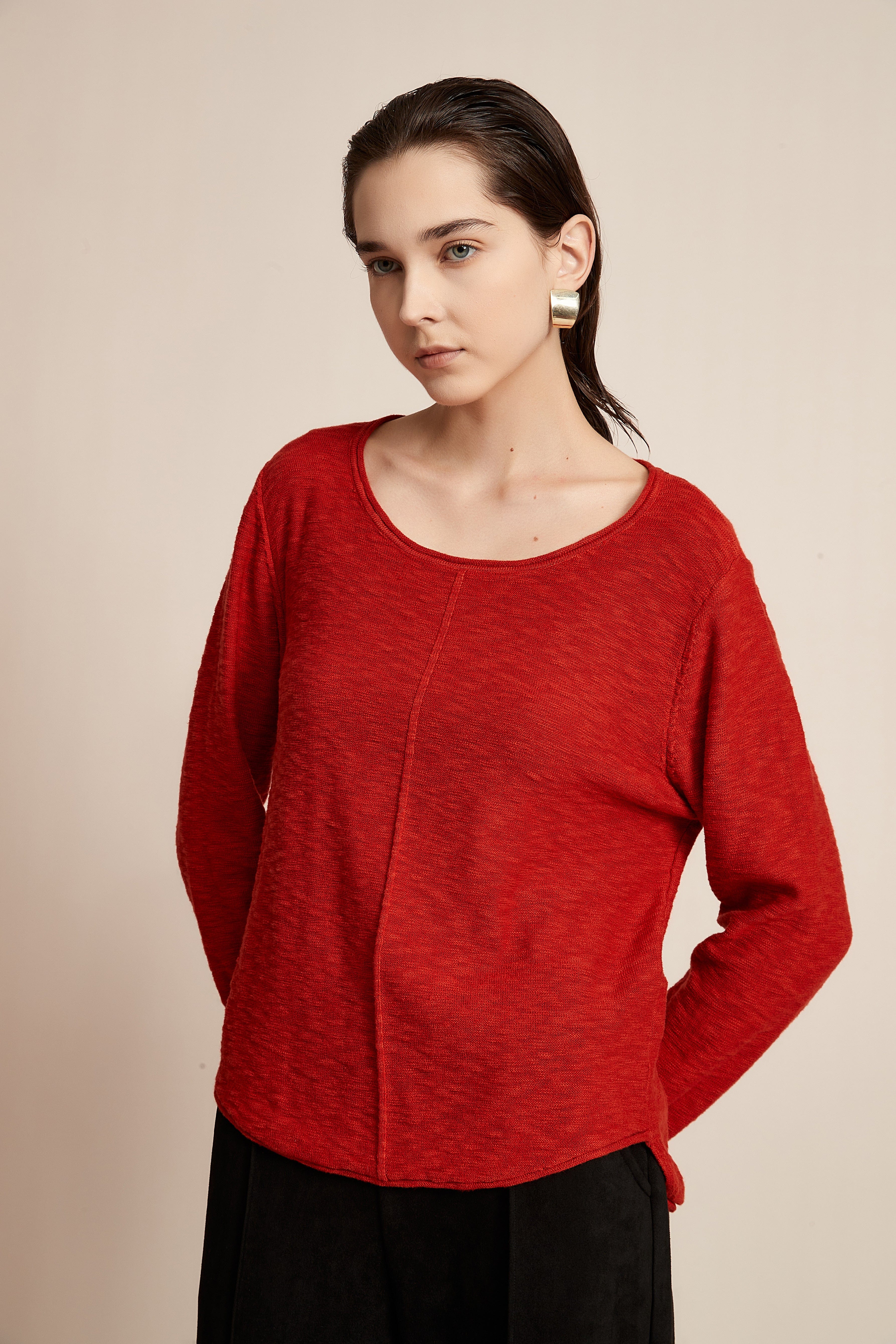 Winter Blouse with Round Neck and Long Sleeves