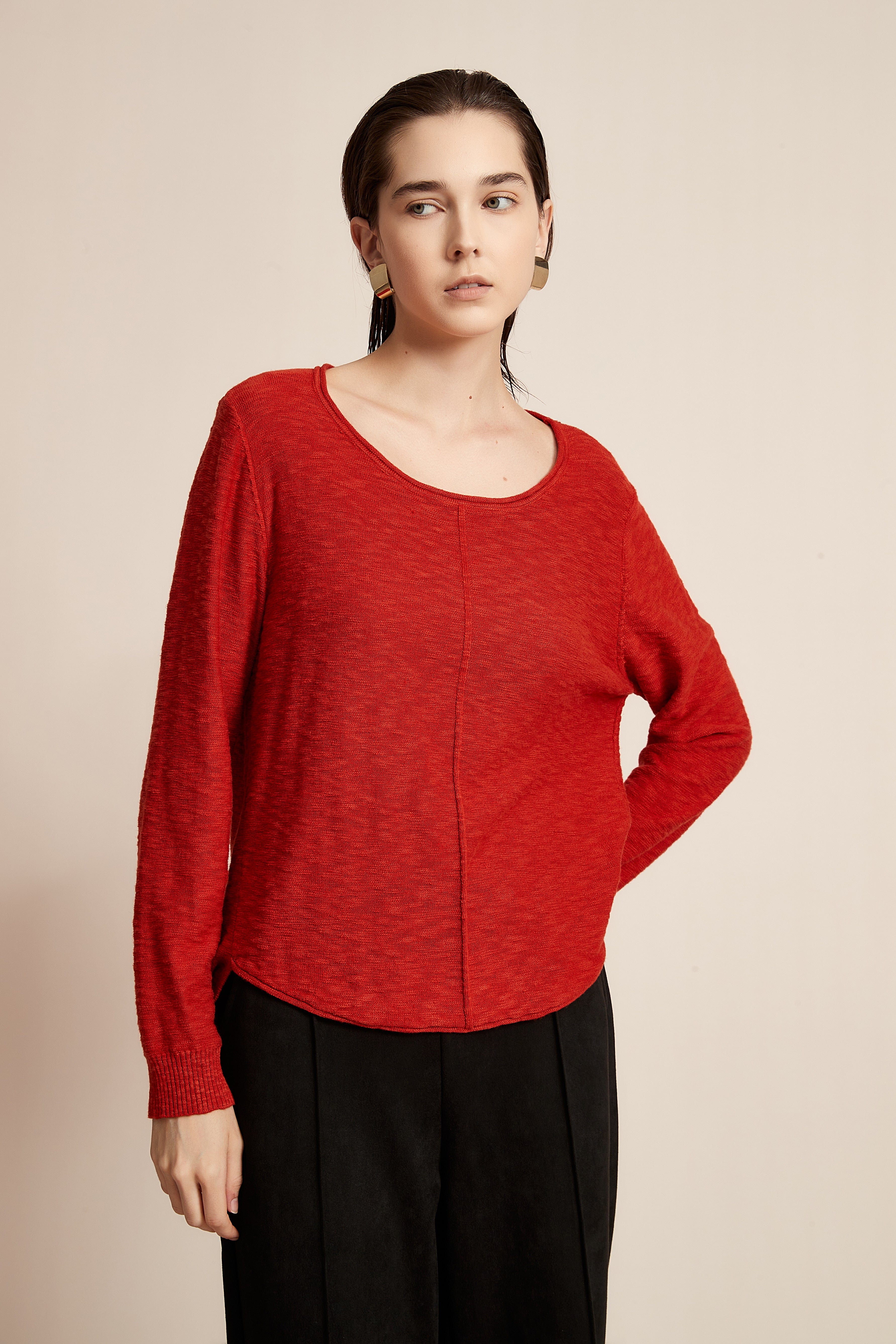 Winter Blouse with Round Neck and Long Sleeves