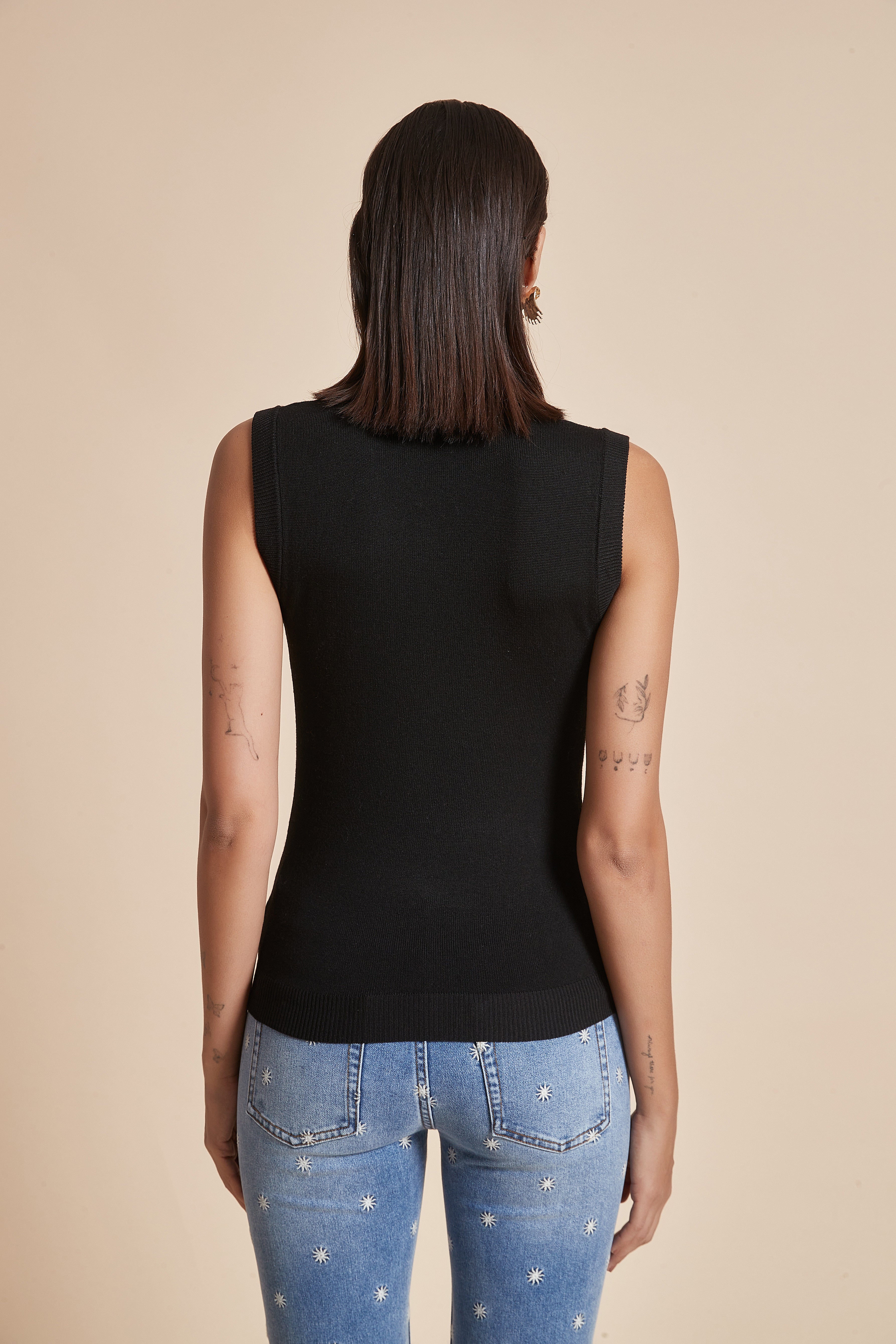 Plain Ribbed High-Neck Blouse With Half Sleeves