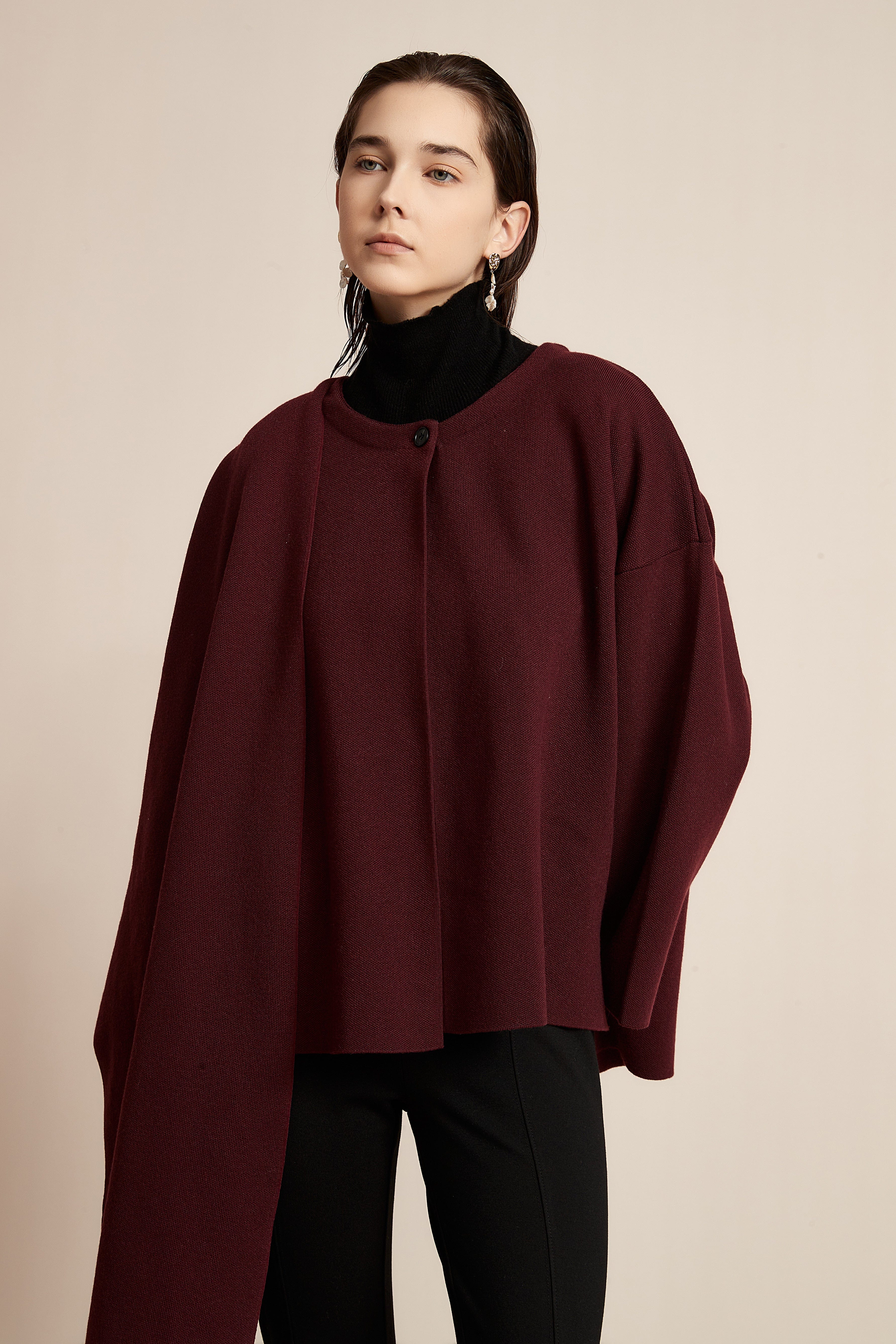 Long Sleeve Wool Poncho With Thread Embroidery