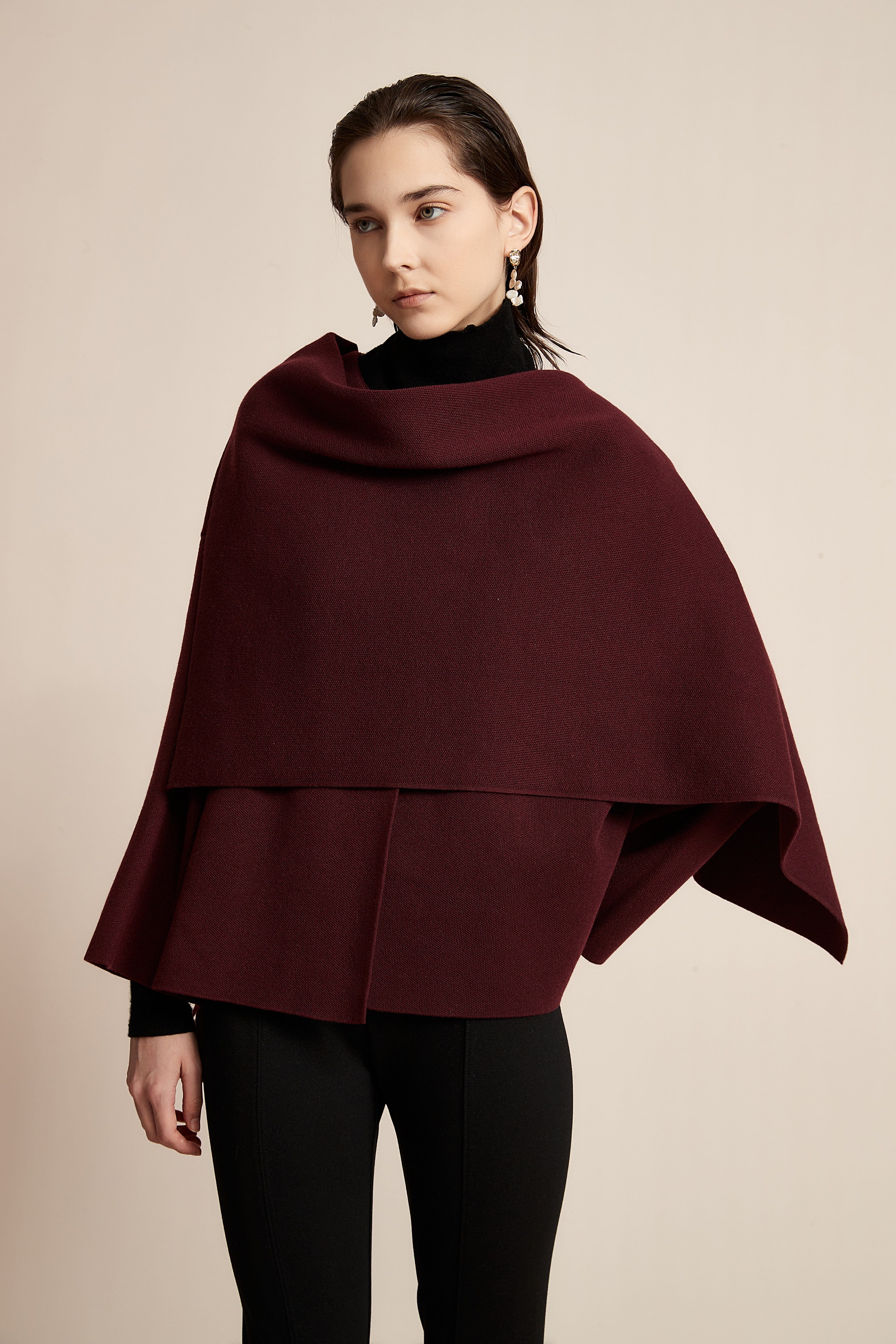 Long Sleeve Wool Poncho With Thread Embroidery