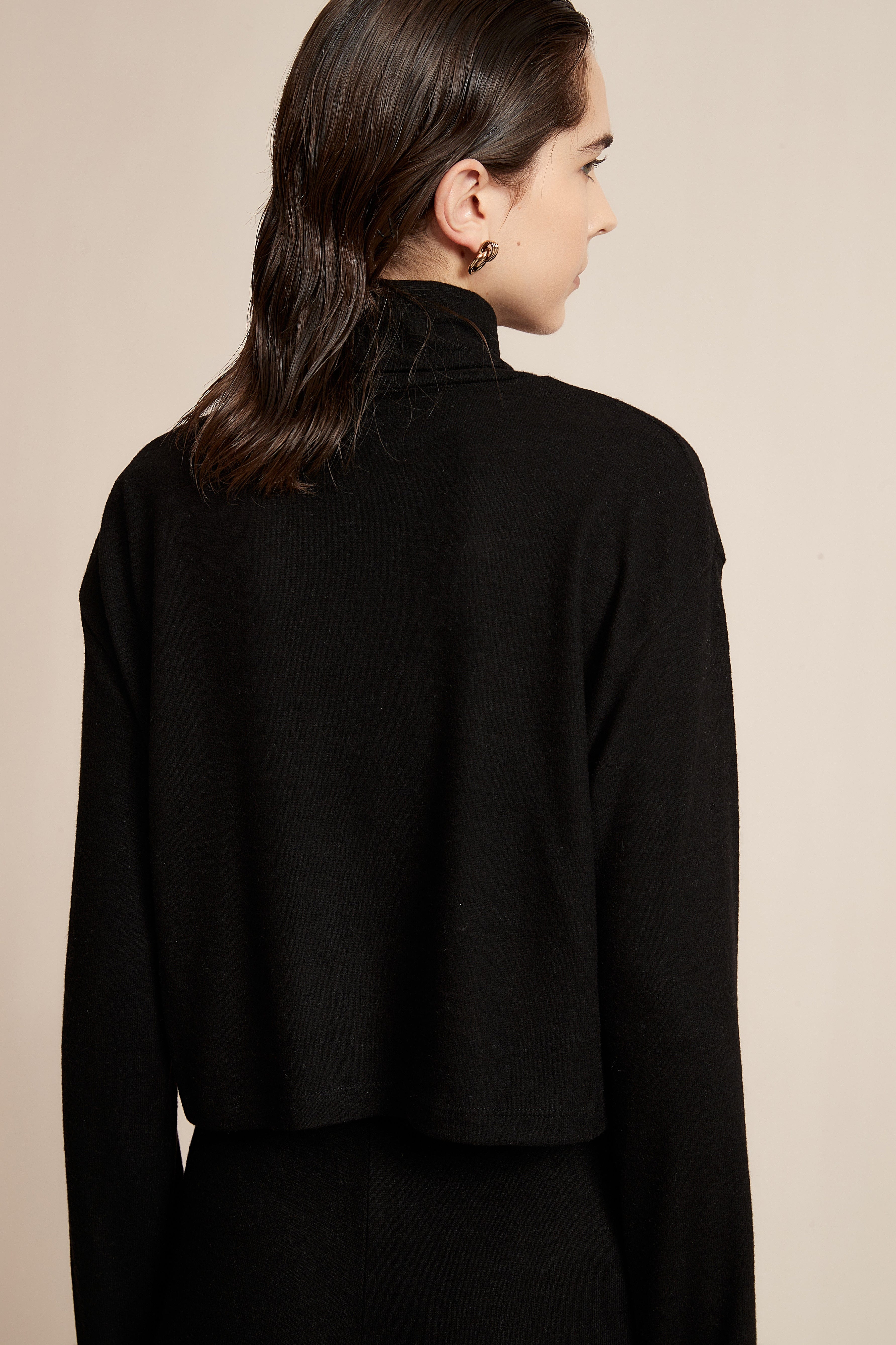 Plain Long Winter Blouse With Long Sleeves