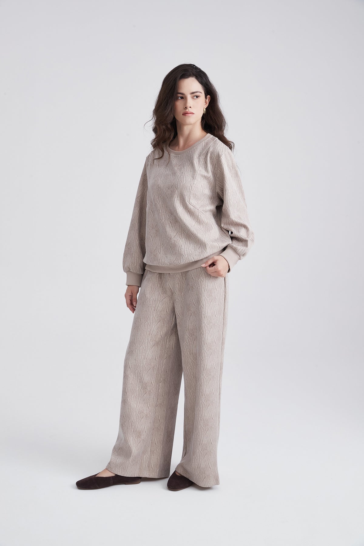 Long-Sleeve Sweatshirt with Embossed Leaf Pattern