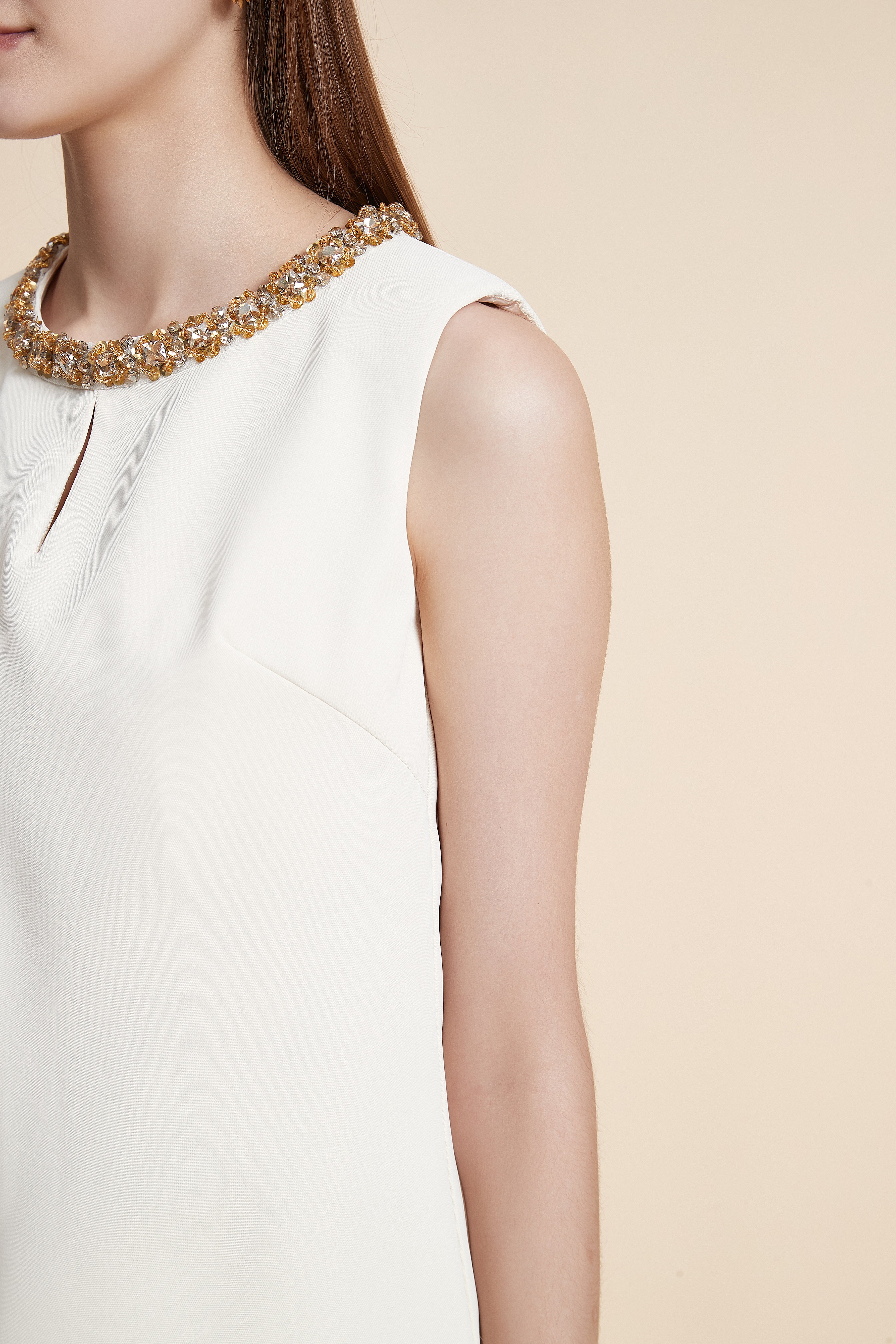 Sleeveless Solid Blouse