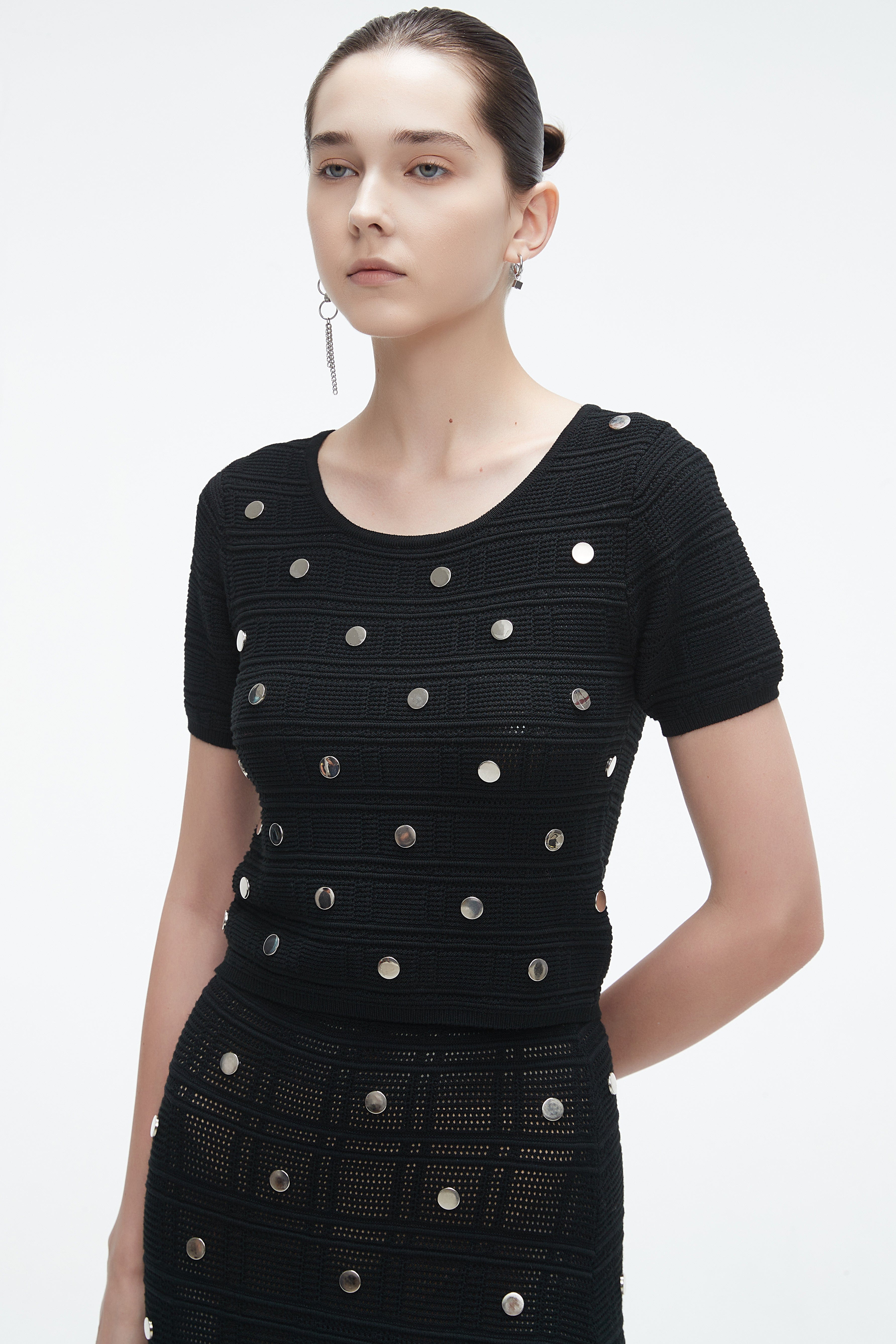 Short Sleeve Blouse With Round Neck And Ruffled Waist