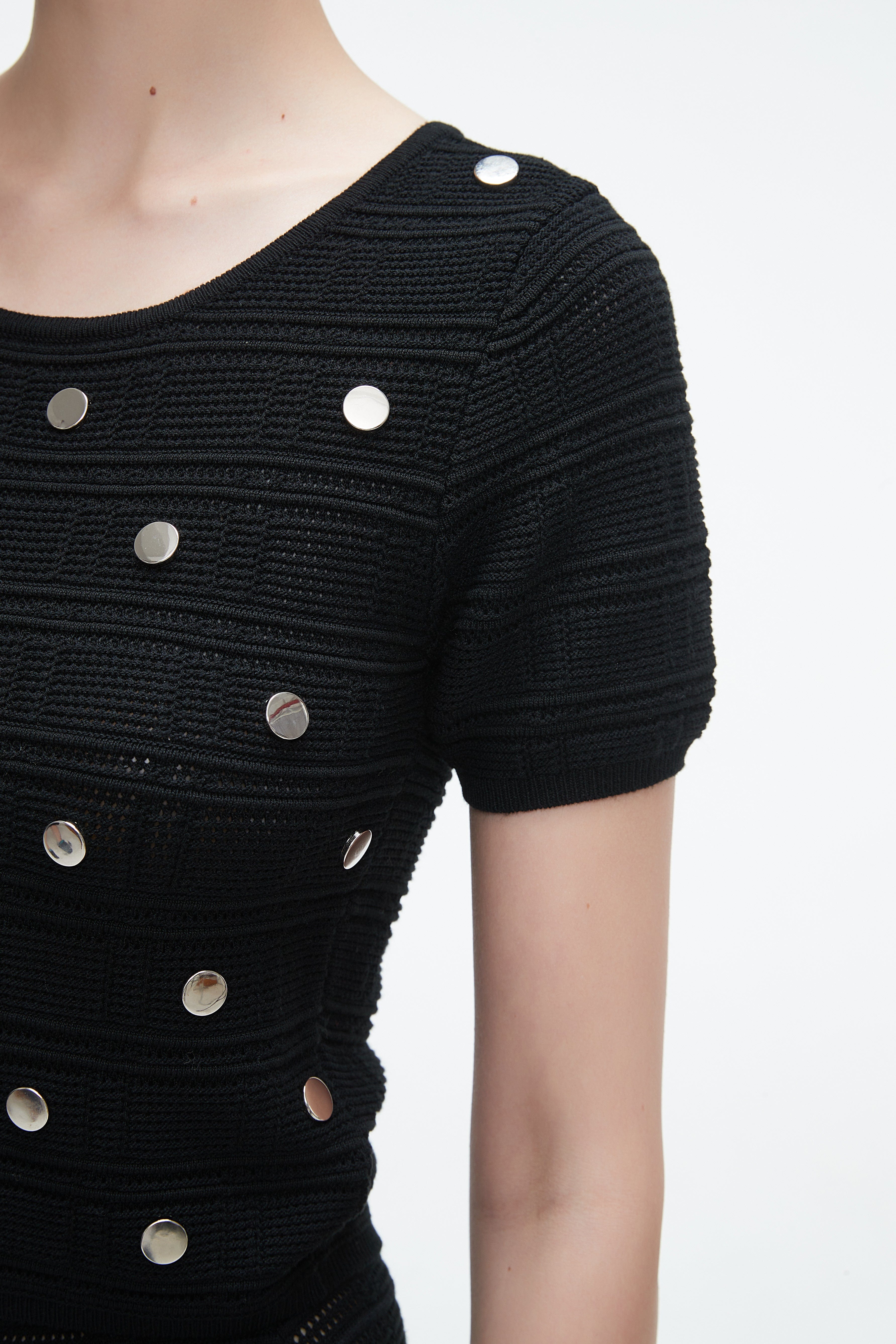 Short Sleeve Blouse With Round Neck And Ruffled Waist