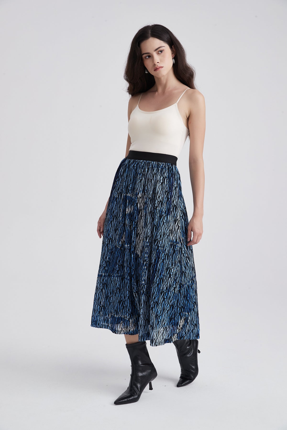 Midi Skirt with Abstract Print and Elastic Waist