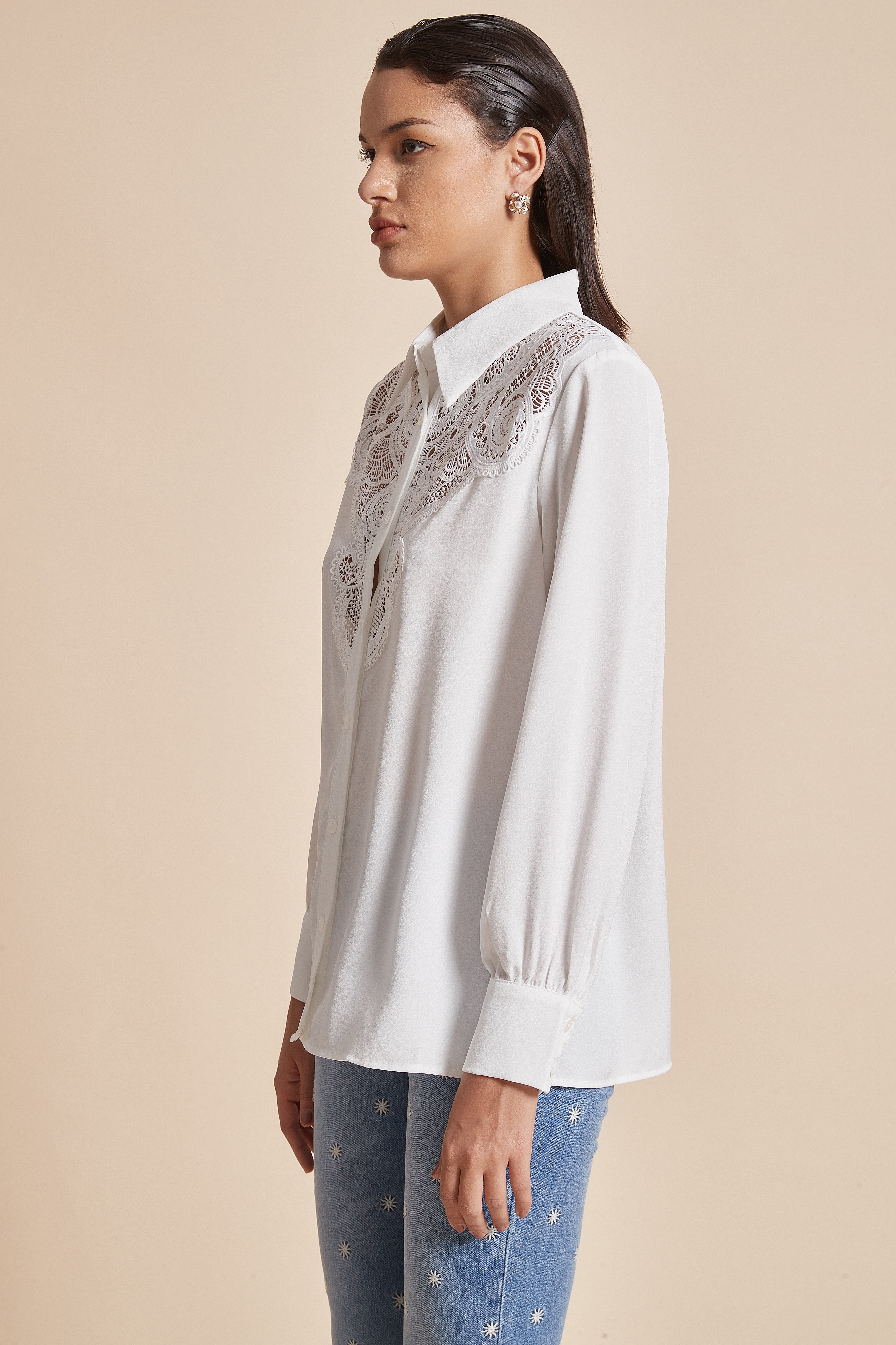 Yola Long-Sleeve Women's Blouse with Front Buttons, Shirt Collar, and Embroidered Design