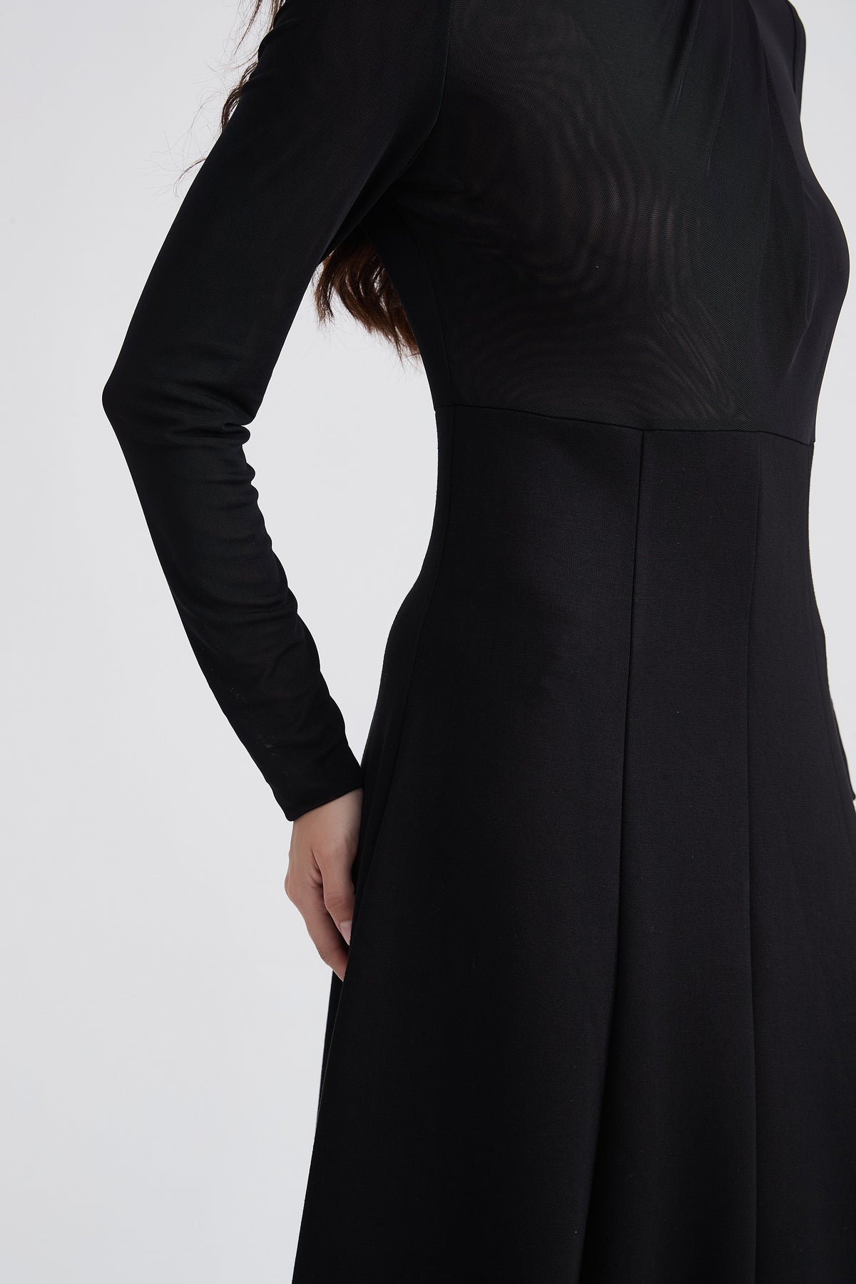 Long-Sleeve Midi Dress with Round Neck and Front Slit