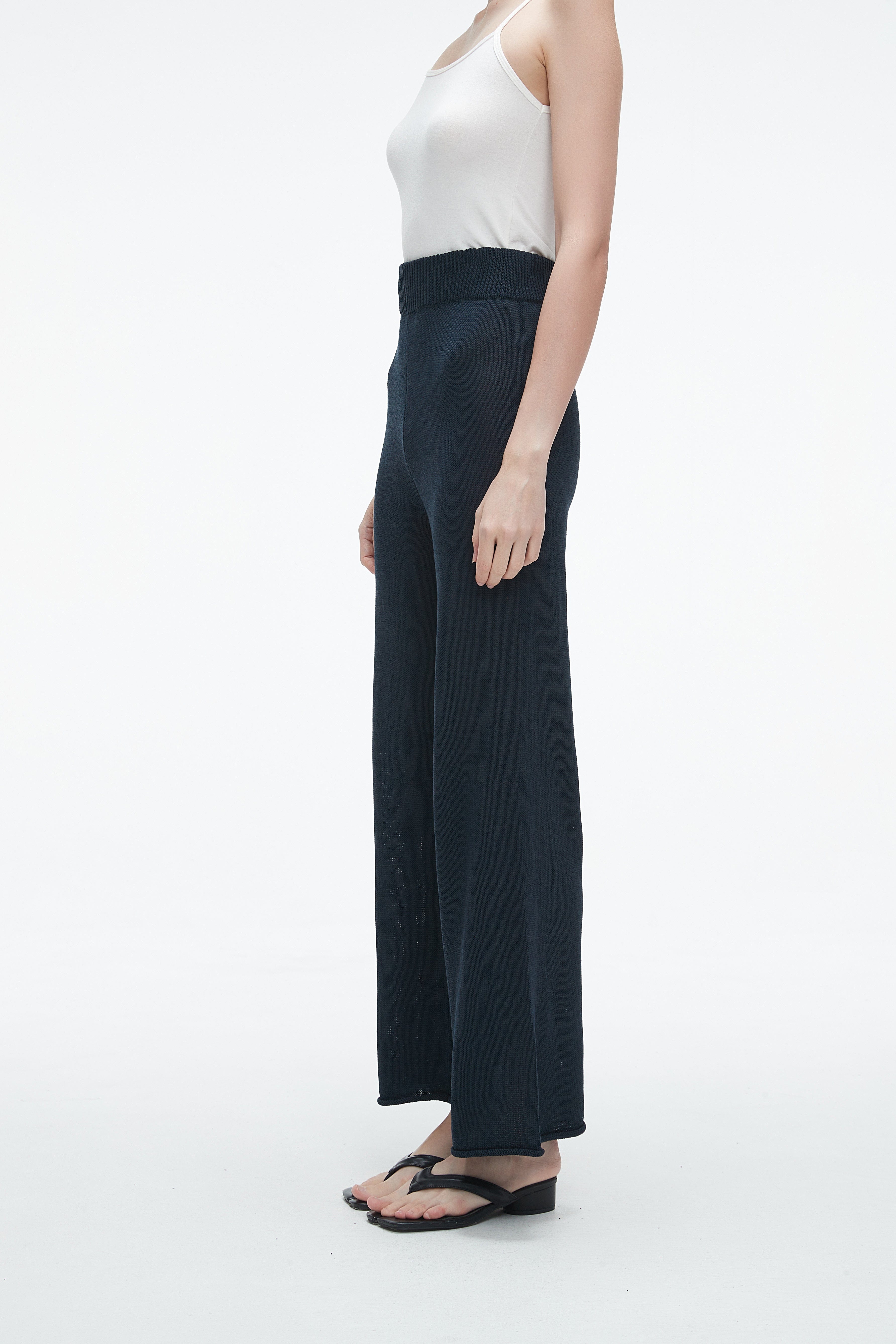 Stay Warm and Stylish with Our Plain Winter Long Pants