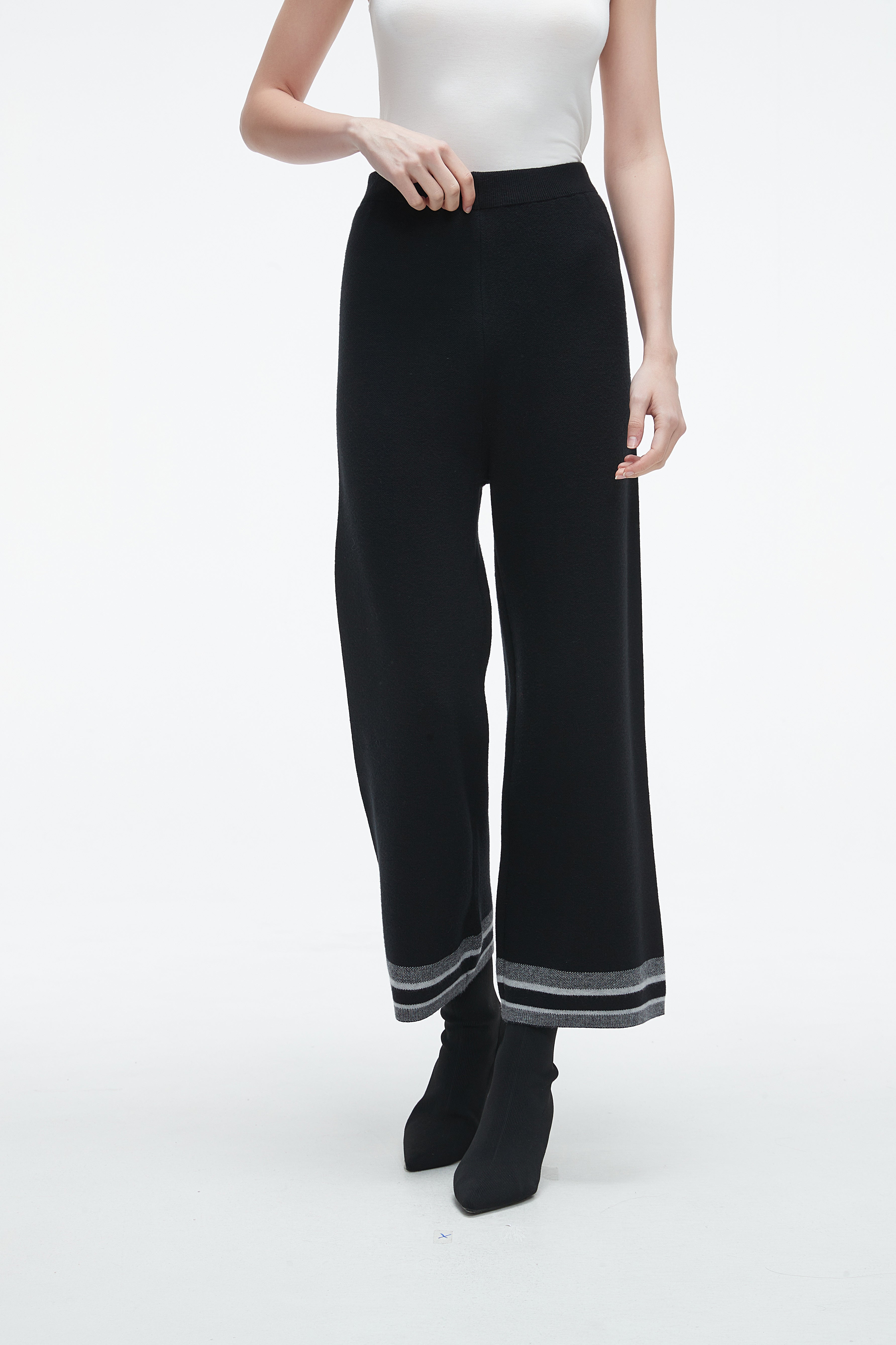 Yola Long Pants with Wide Legs