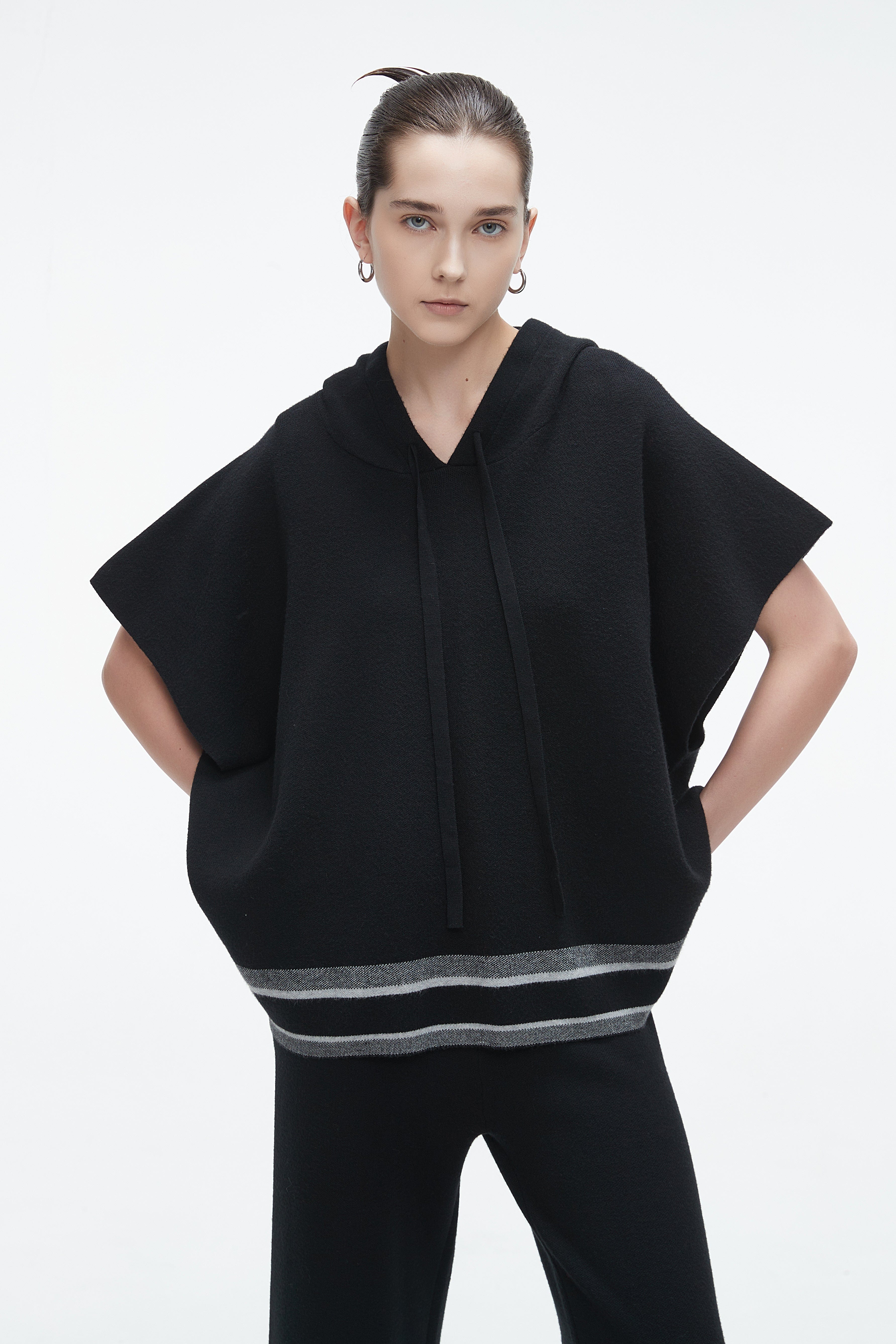 Short-Sleeve Wool Blouse With A Loose Fit And Neck Tie