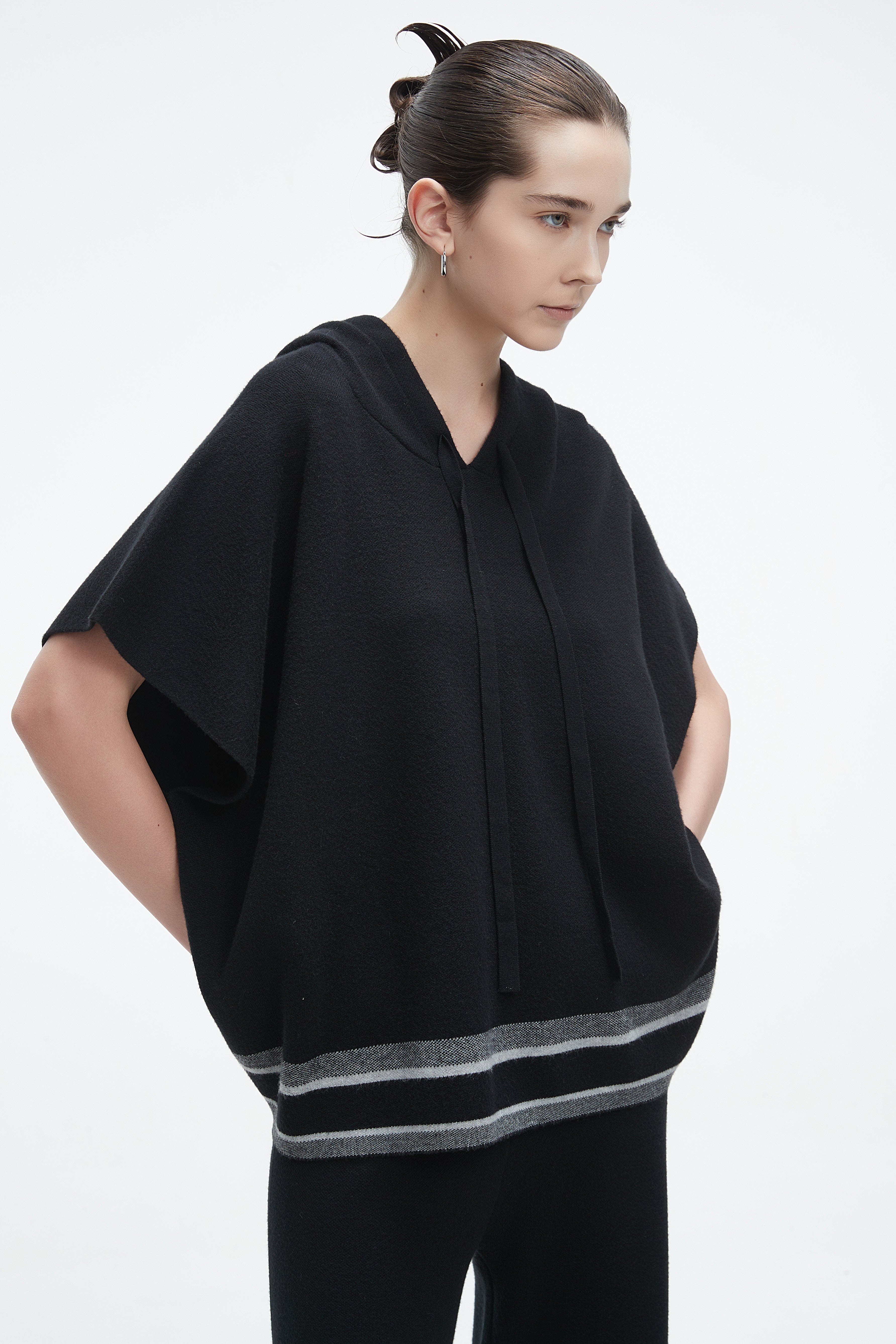 Short-Sleeve Wool Blouse With A Loose Fit And Neck Tie