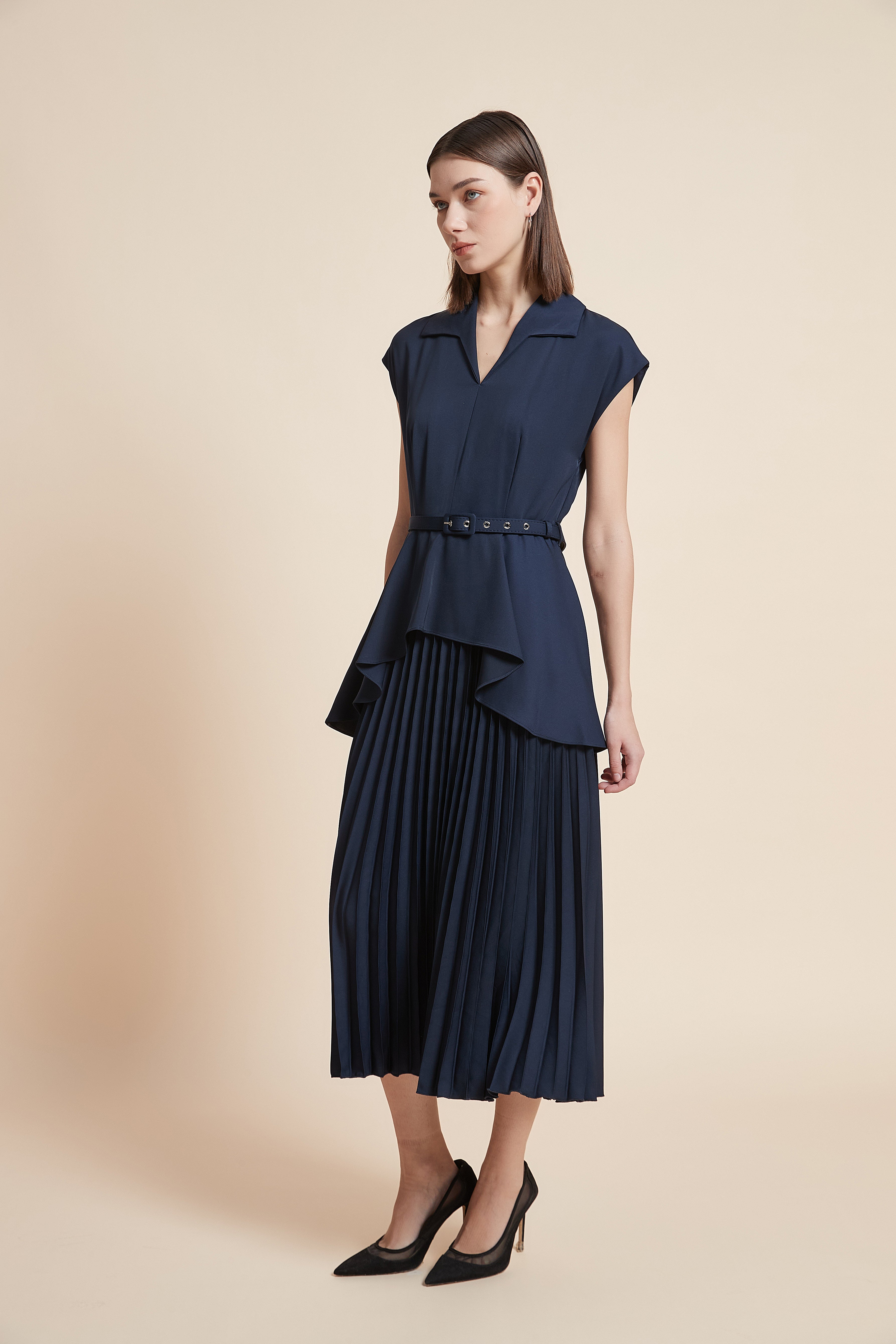 Sleeveless Pleated Midi Dress