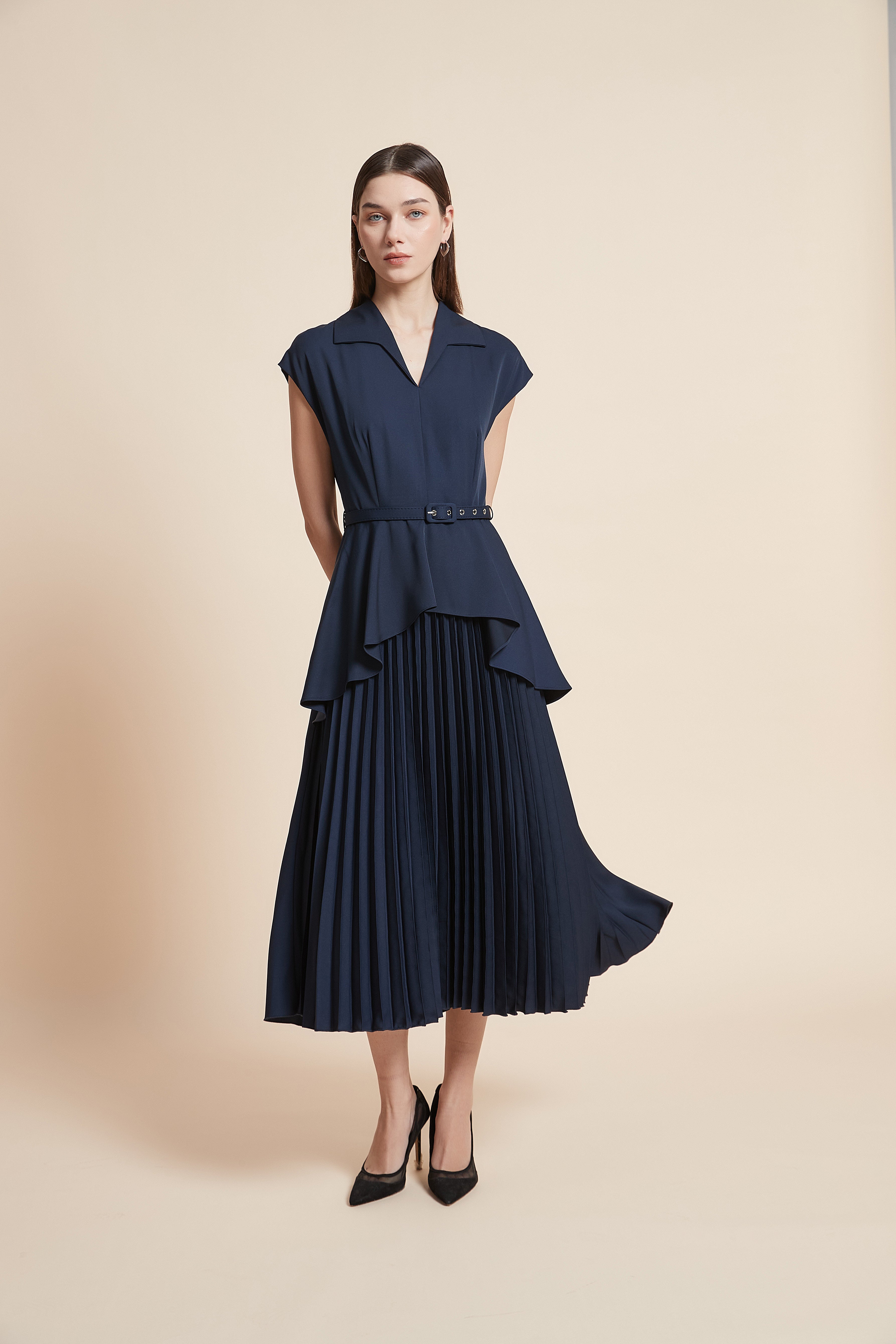 Sleeveless Pleated Midi Dress