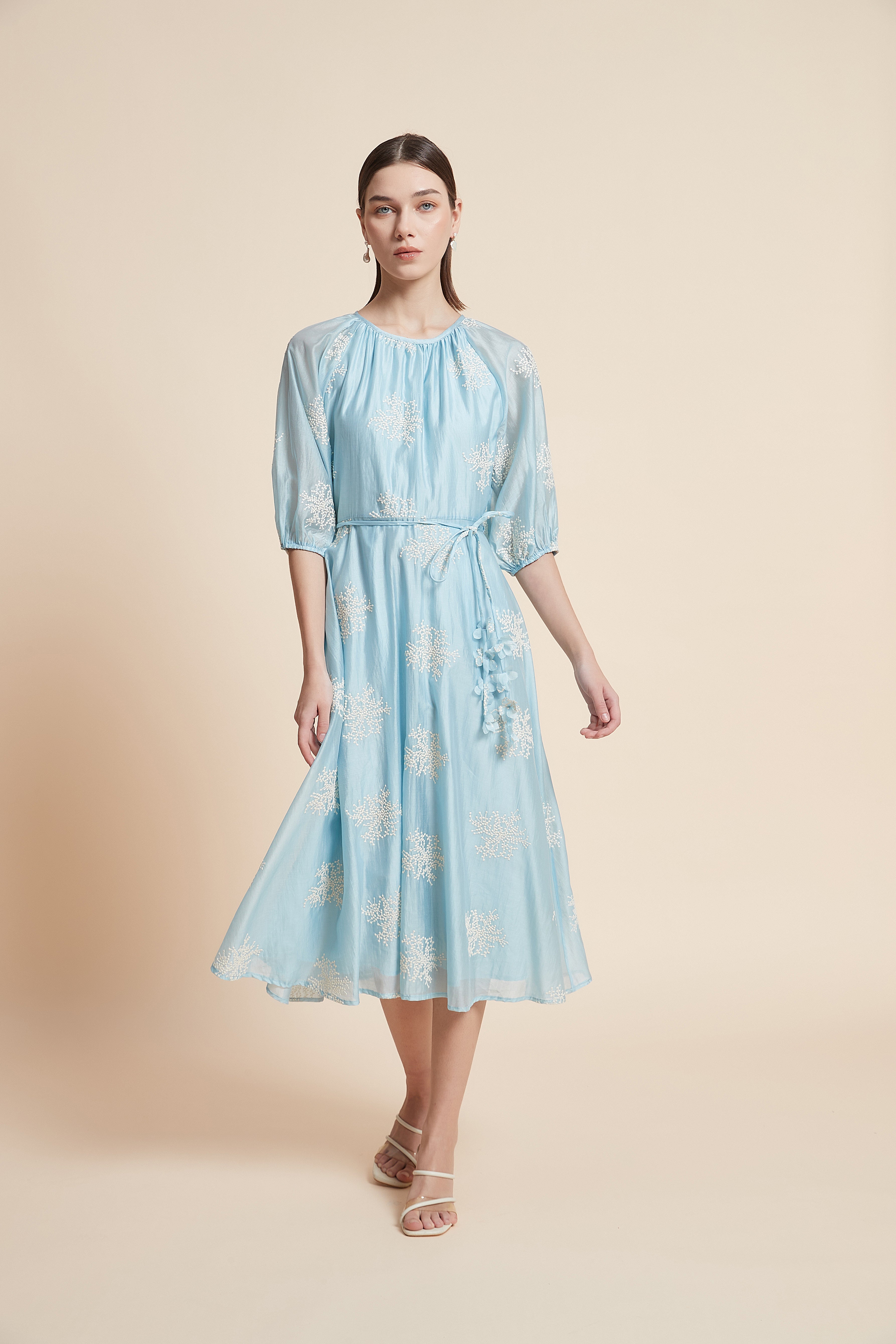 فستان ميدي نصف كم مورد