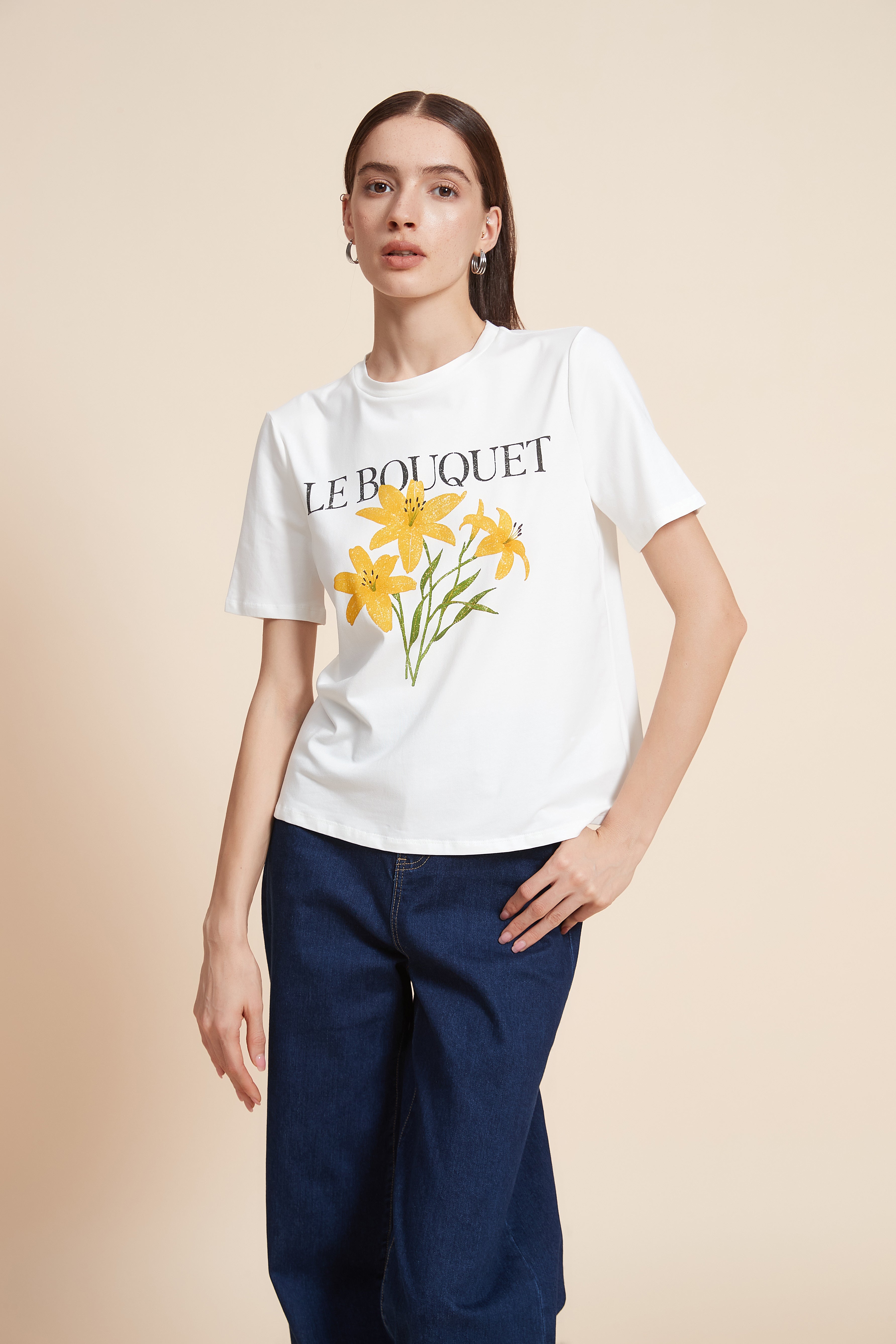 تي شيرت سادة مطبوع اكمام قصيرة