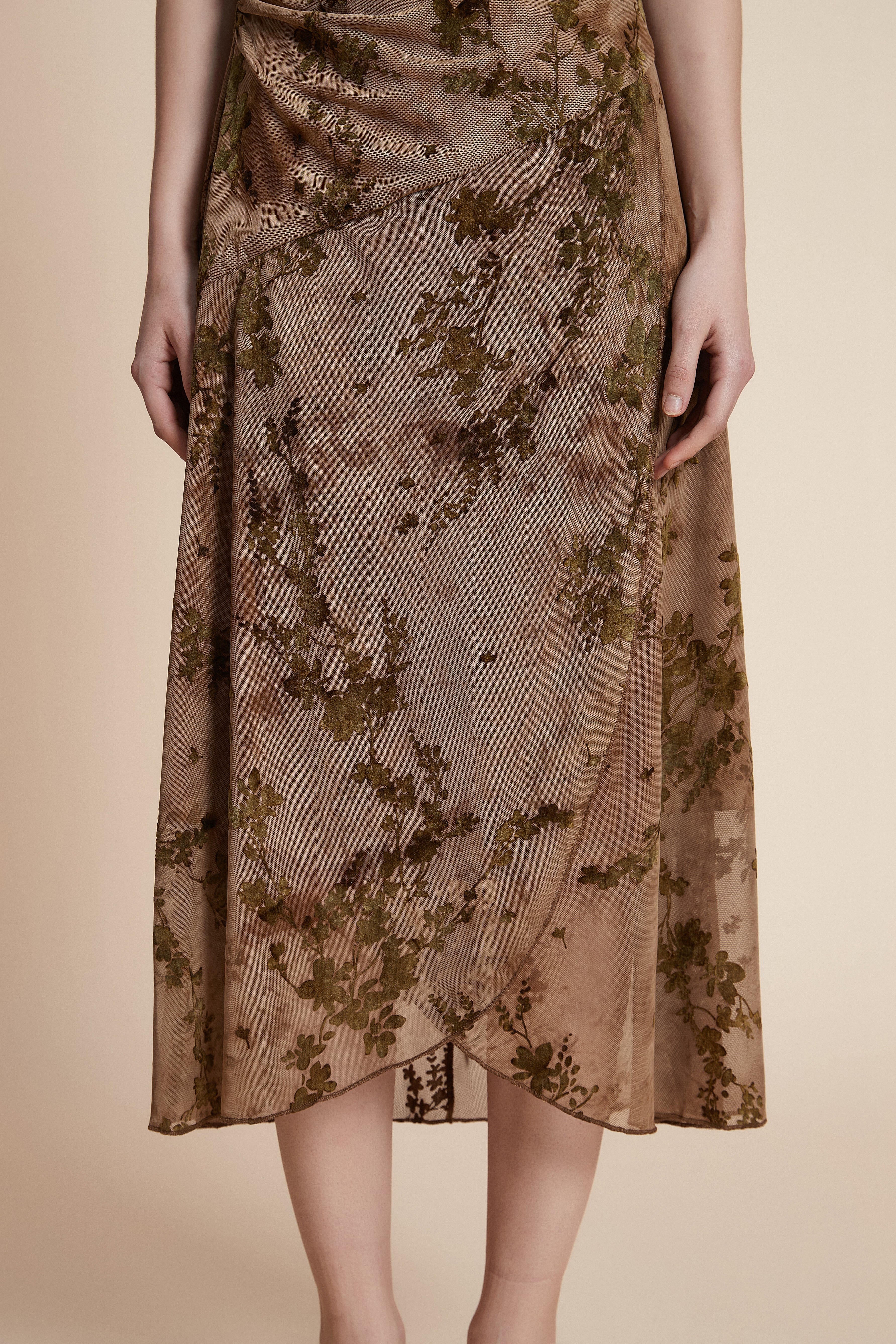 Floral strapless midi dress