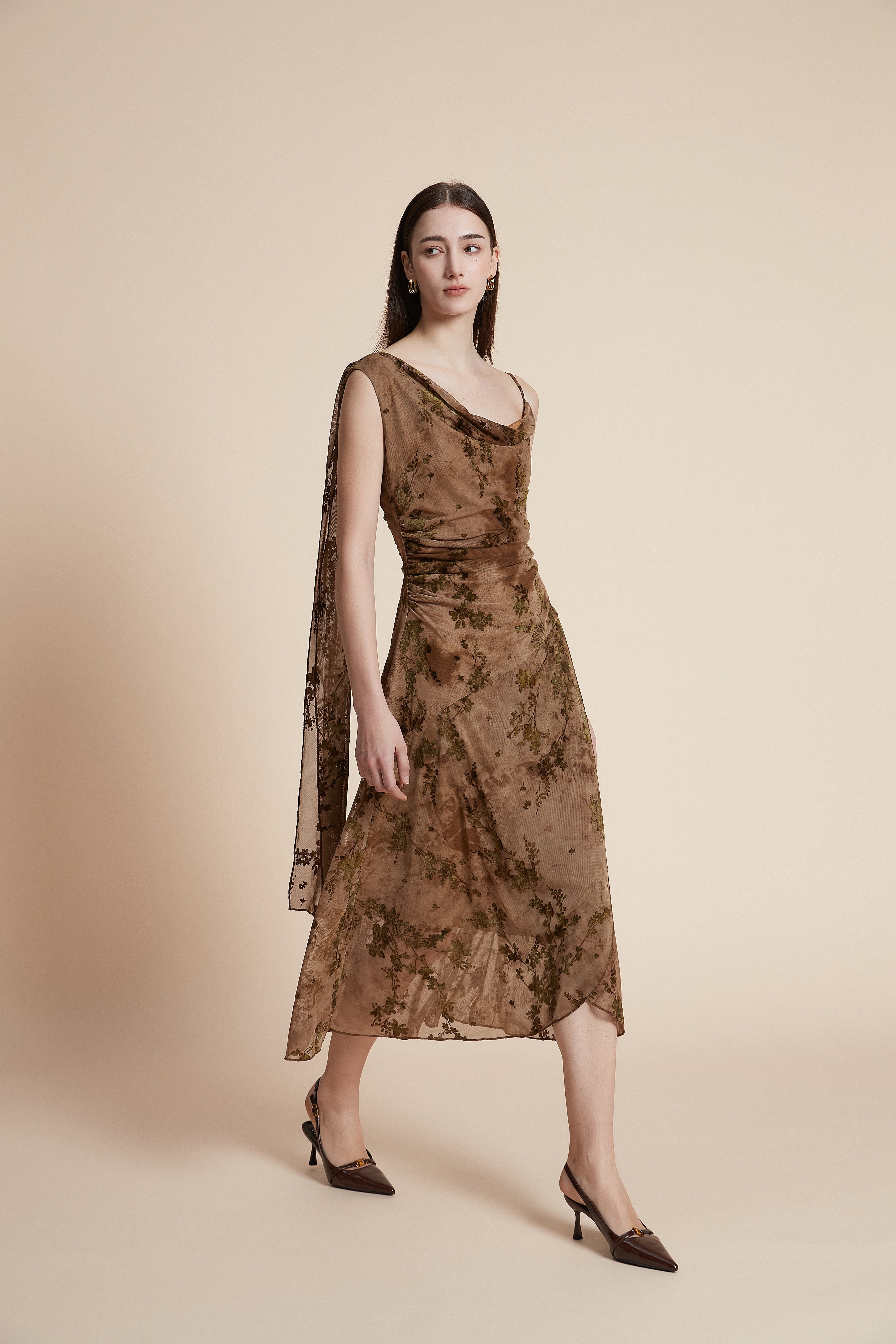 Floral strapless midi dress