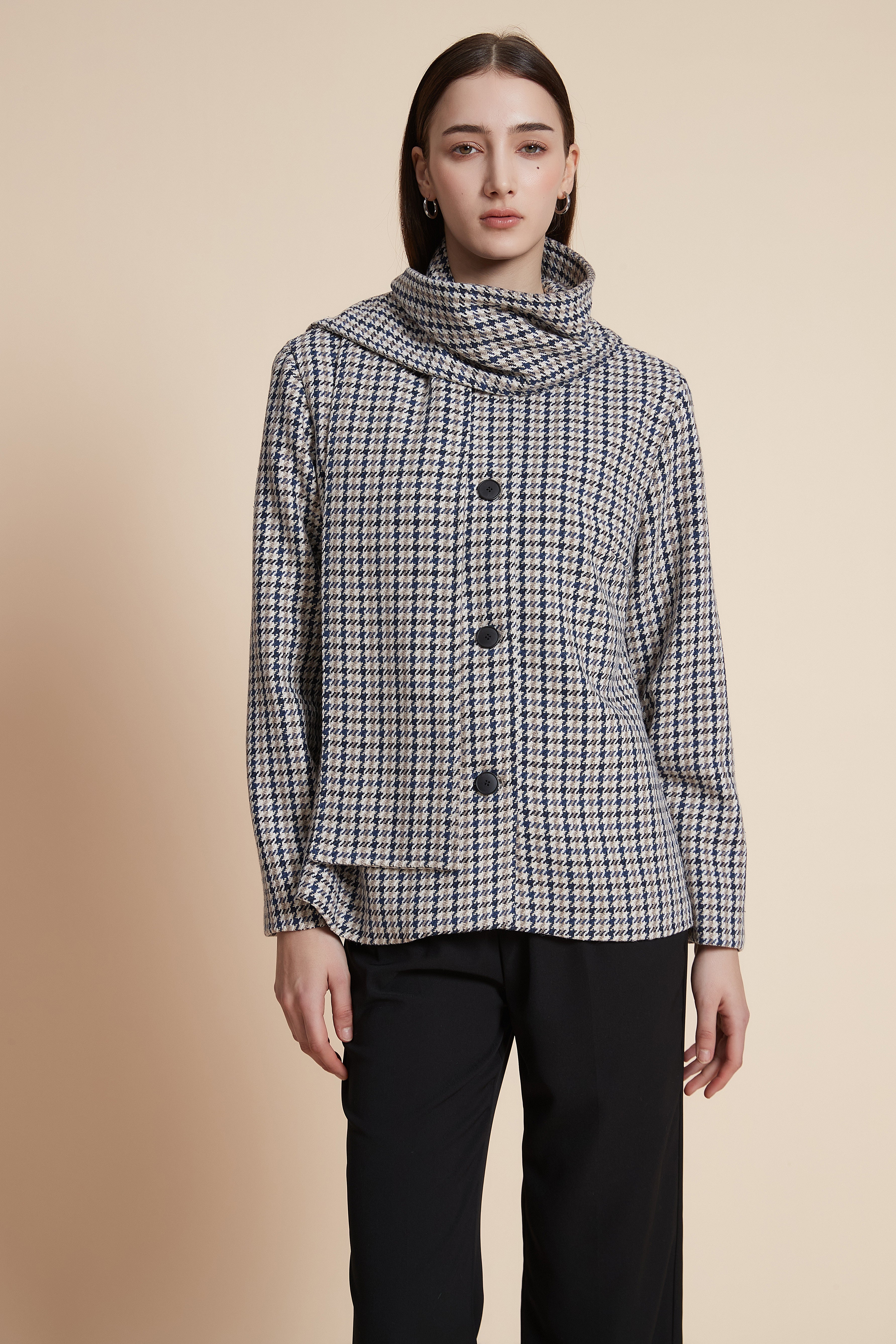 Long-sleeved plaid jacket