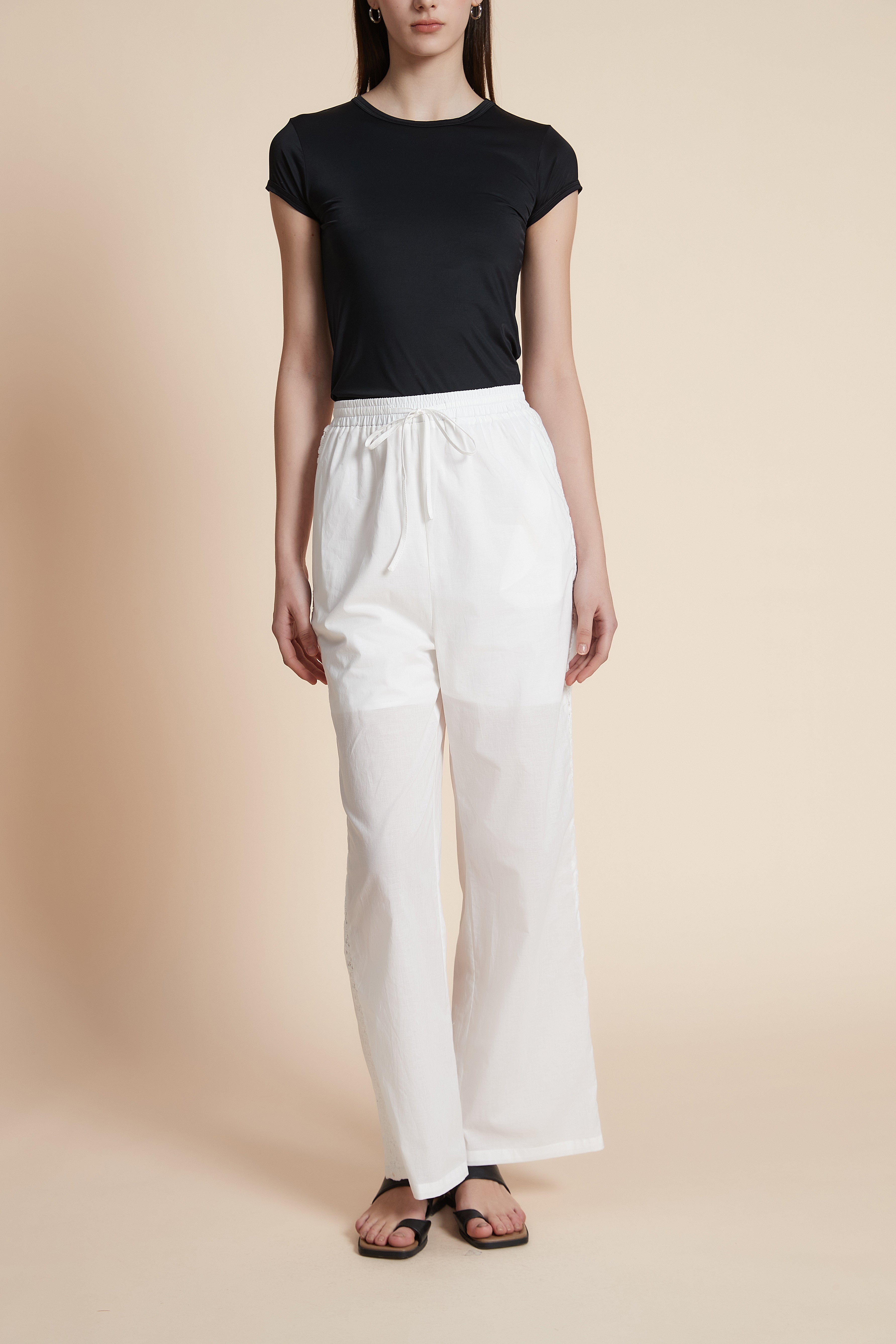 بنطلون سادة واسع طويل