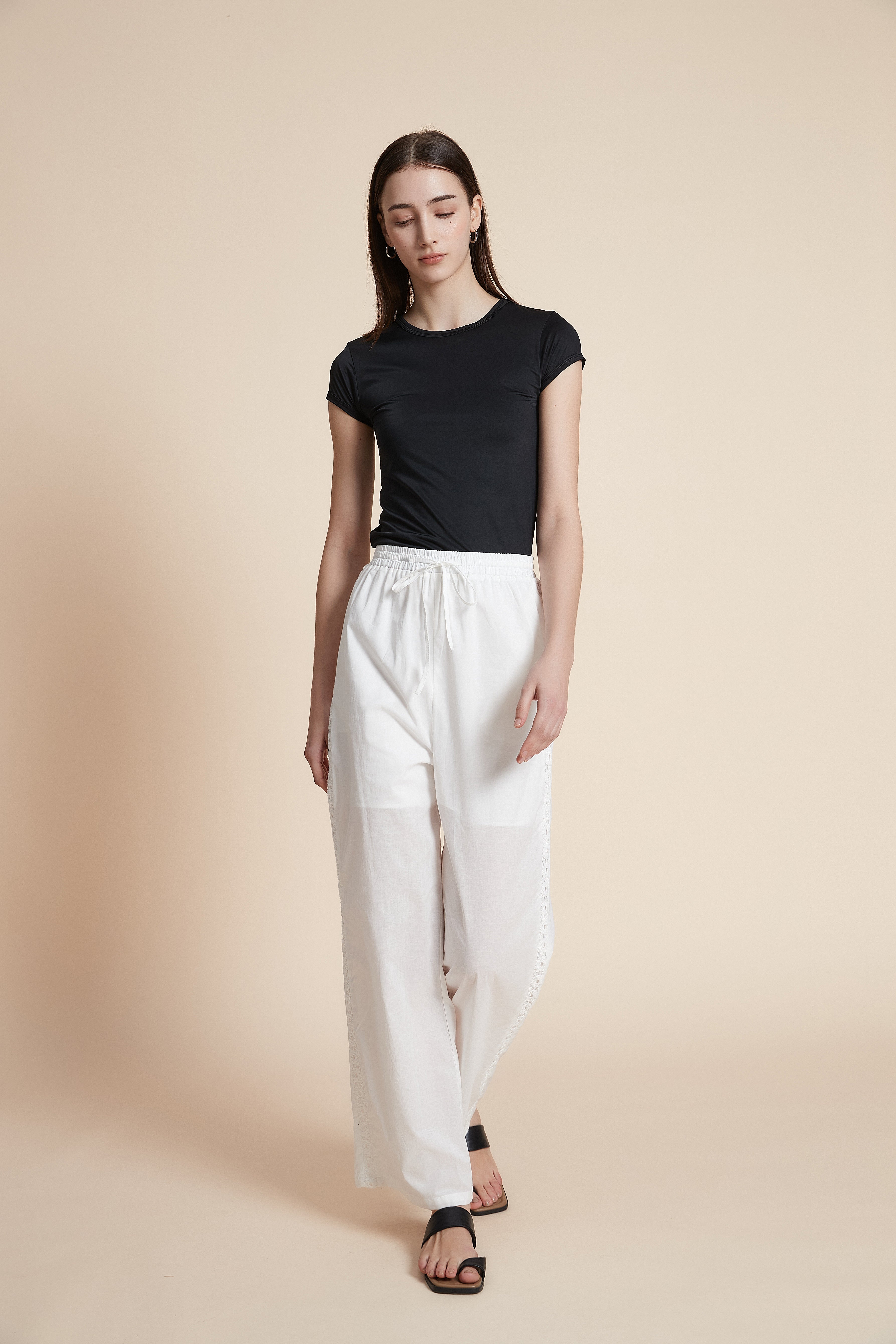 بنطلون سادة واسع طويل