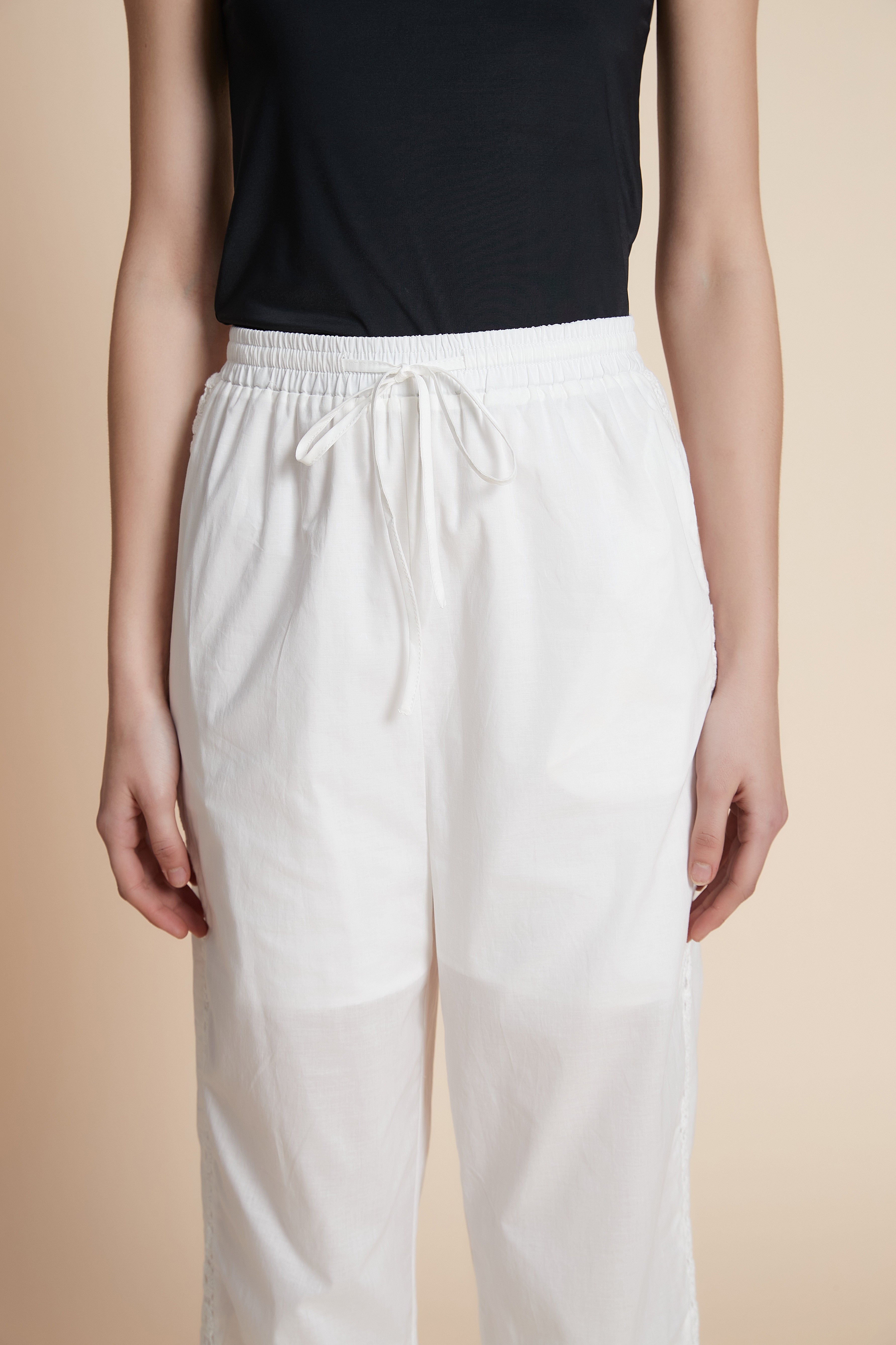 بنطلون سادة واسع طويل