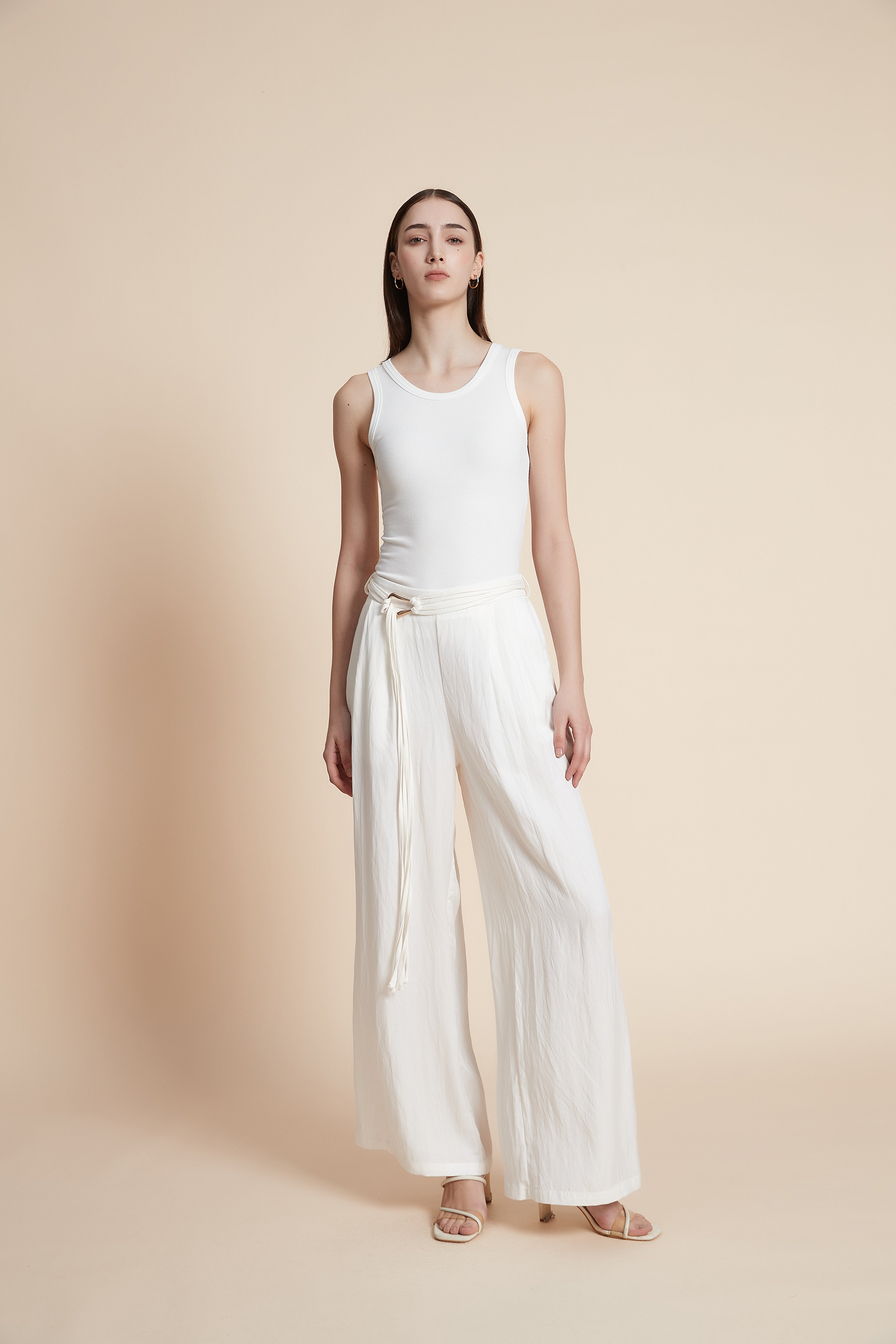 بنطلون واسع طويل سادة