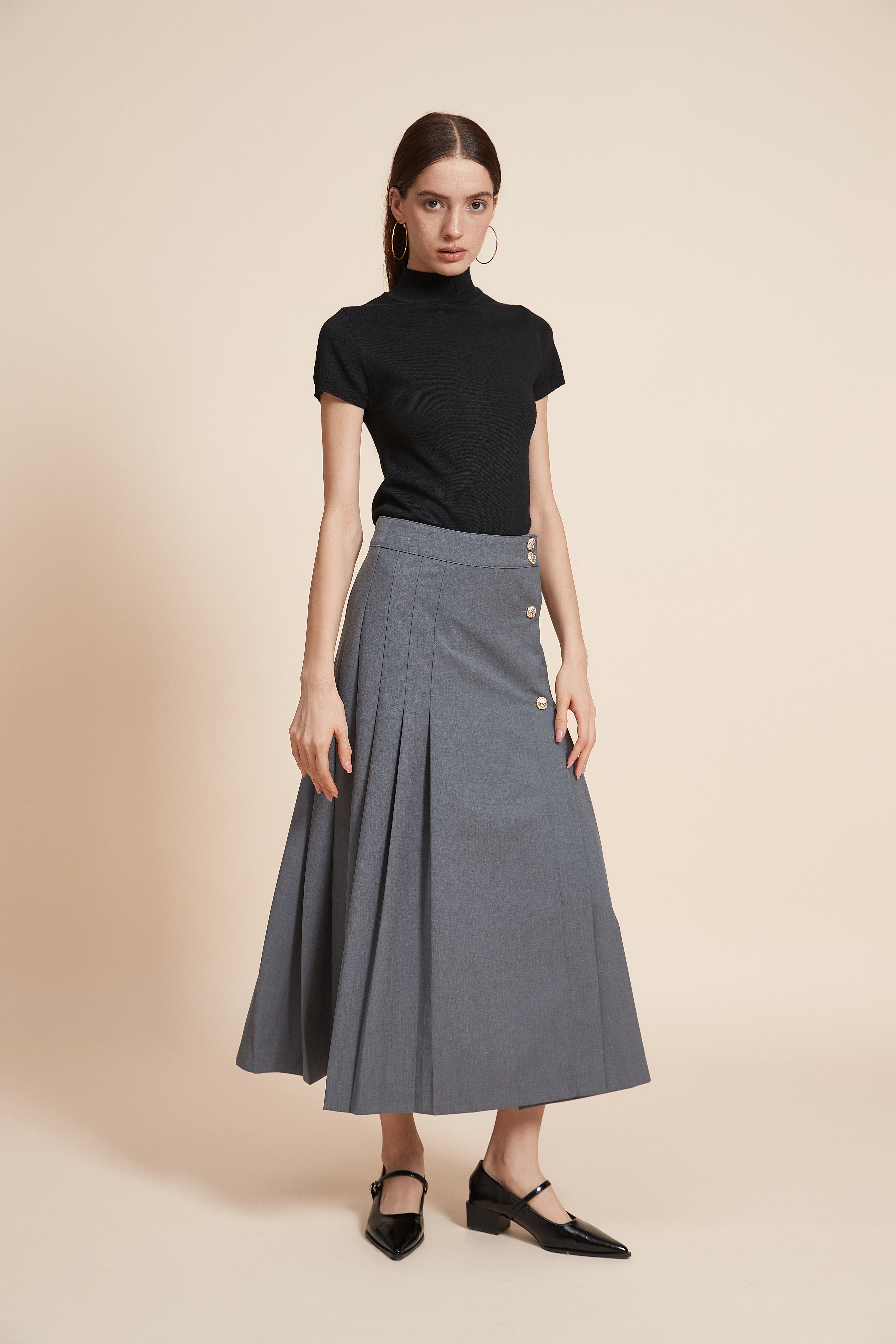 تنورة ميدي سادة بكسرات من الجانب