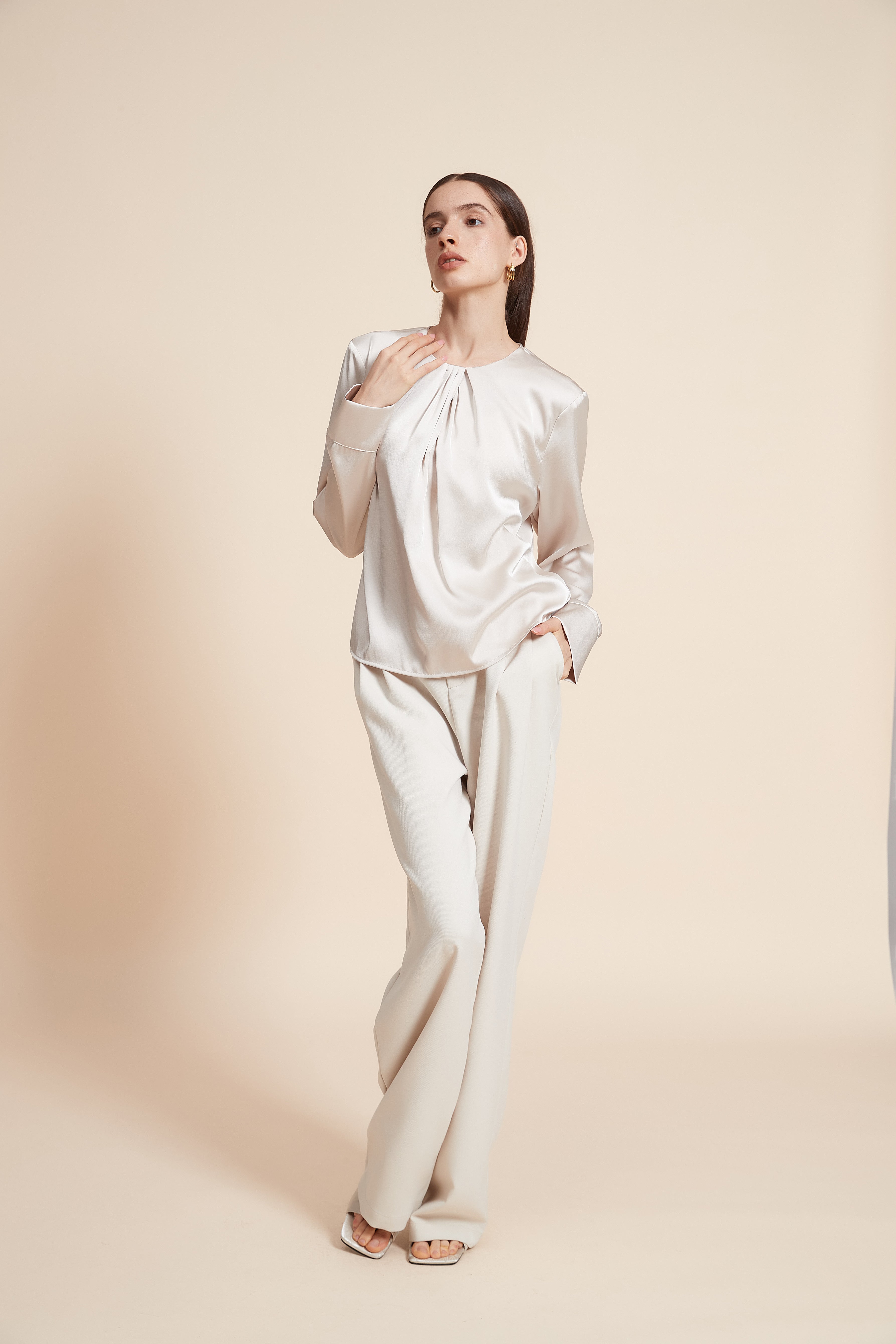 Loose-Fit Long Sleeve Plain Blouse
