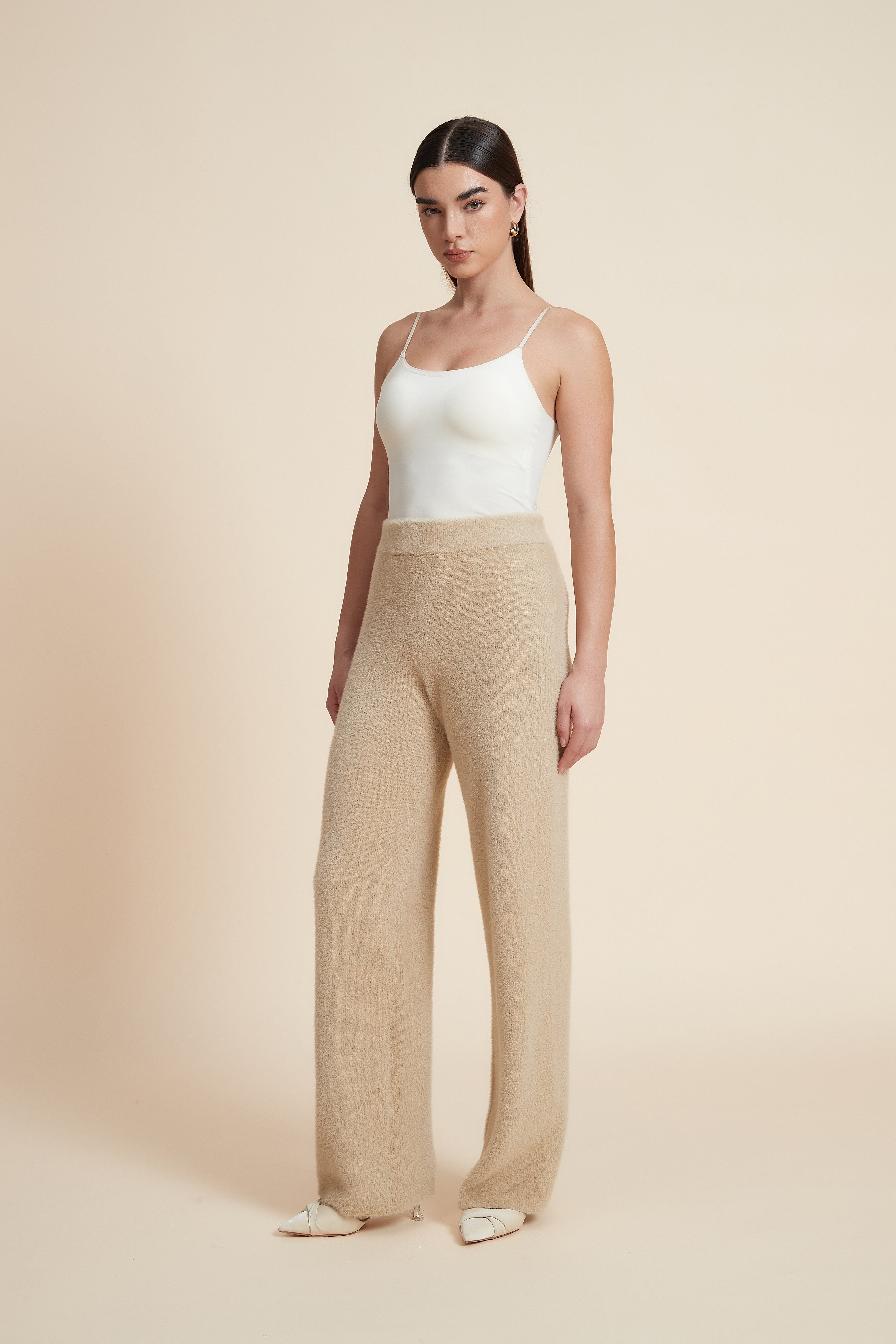 بنطلون طويل سادة برجل واسعة