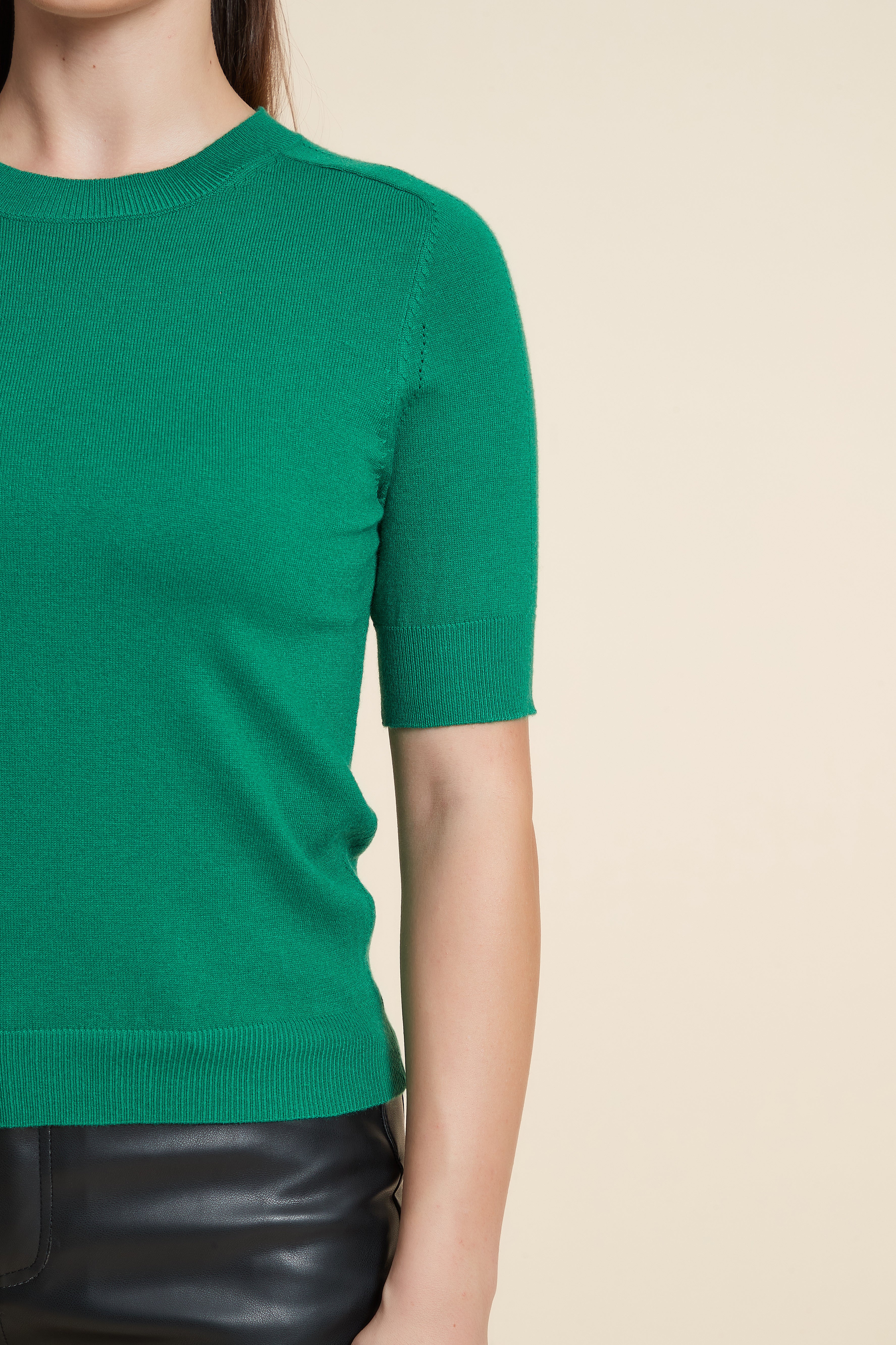 Plain Short Sleeve Top with Round Neck