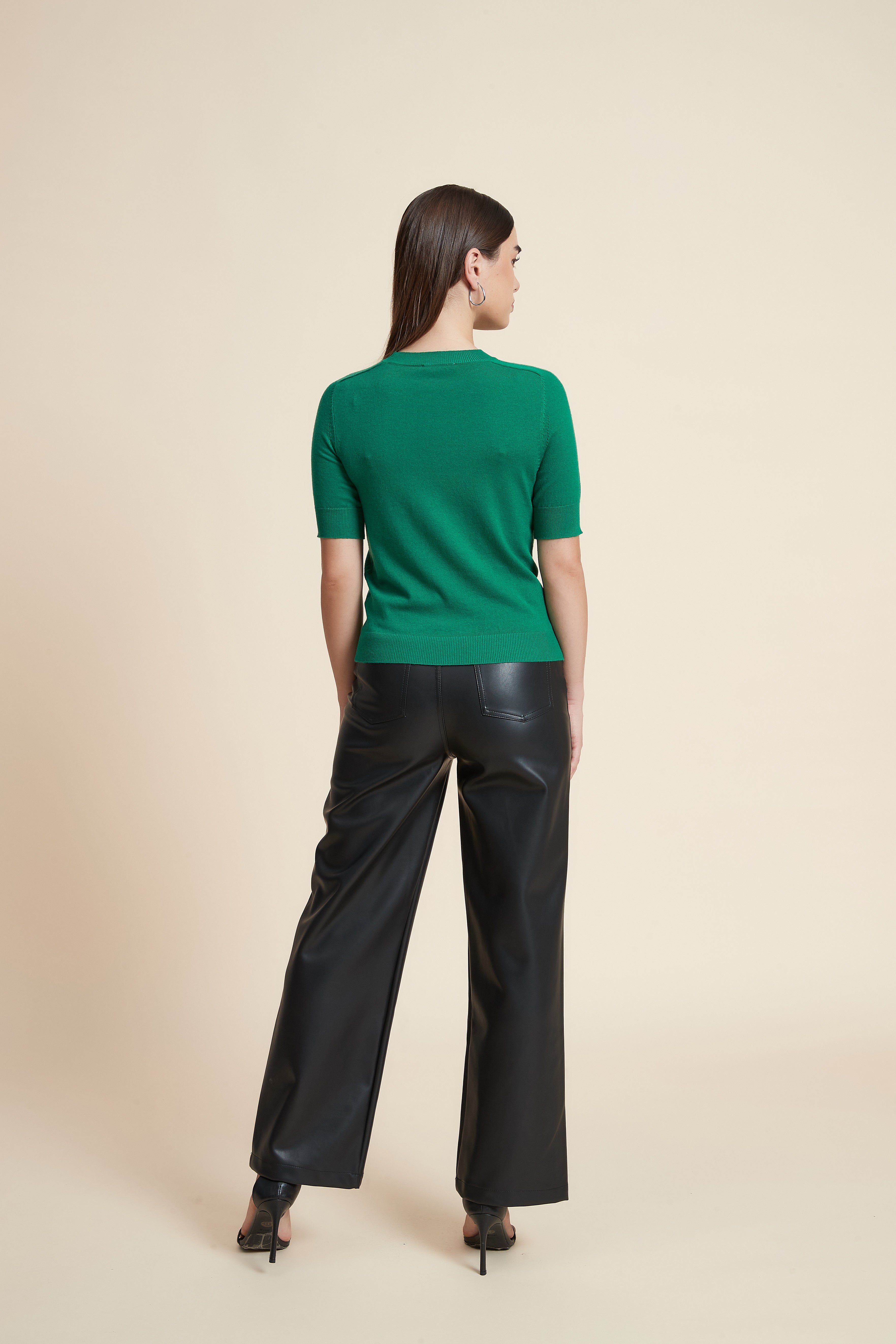 Plain Short Sleeve Top with Round Neck