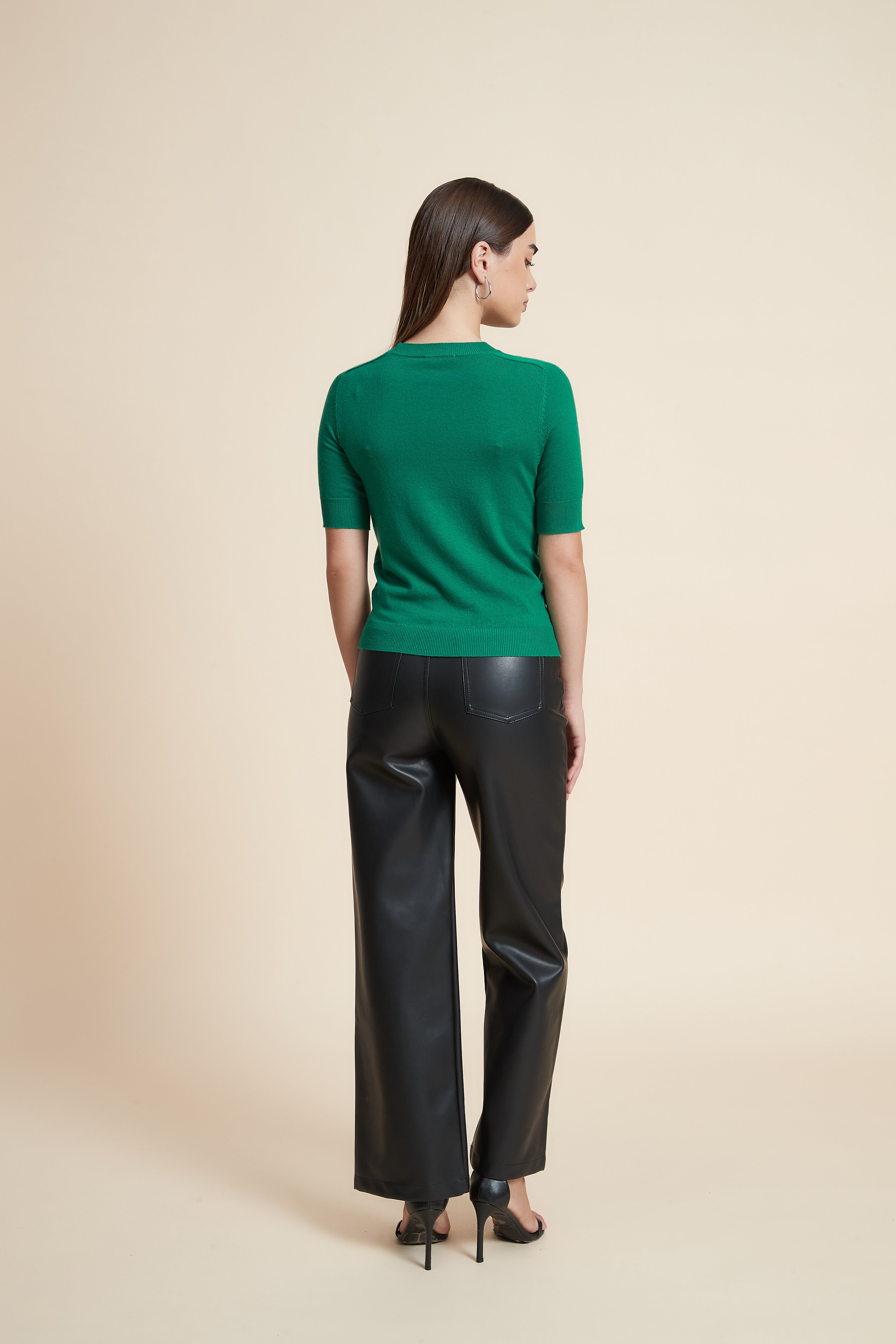 Plain Short Sleeve Top with Round Neck