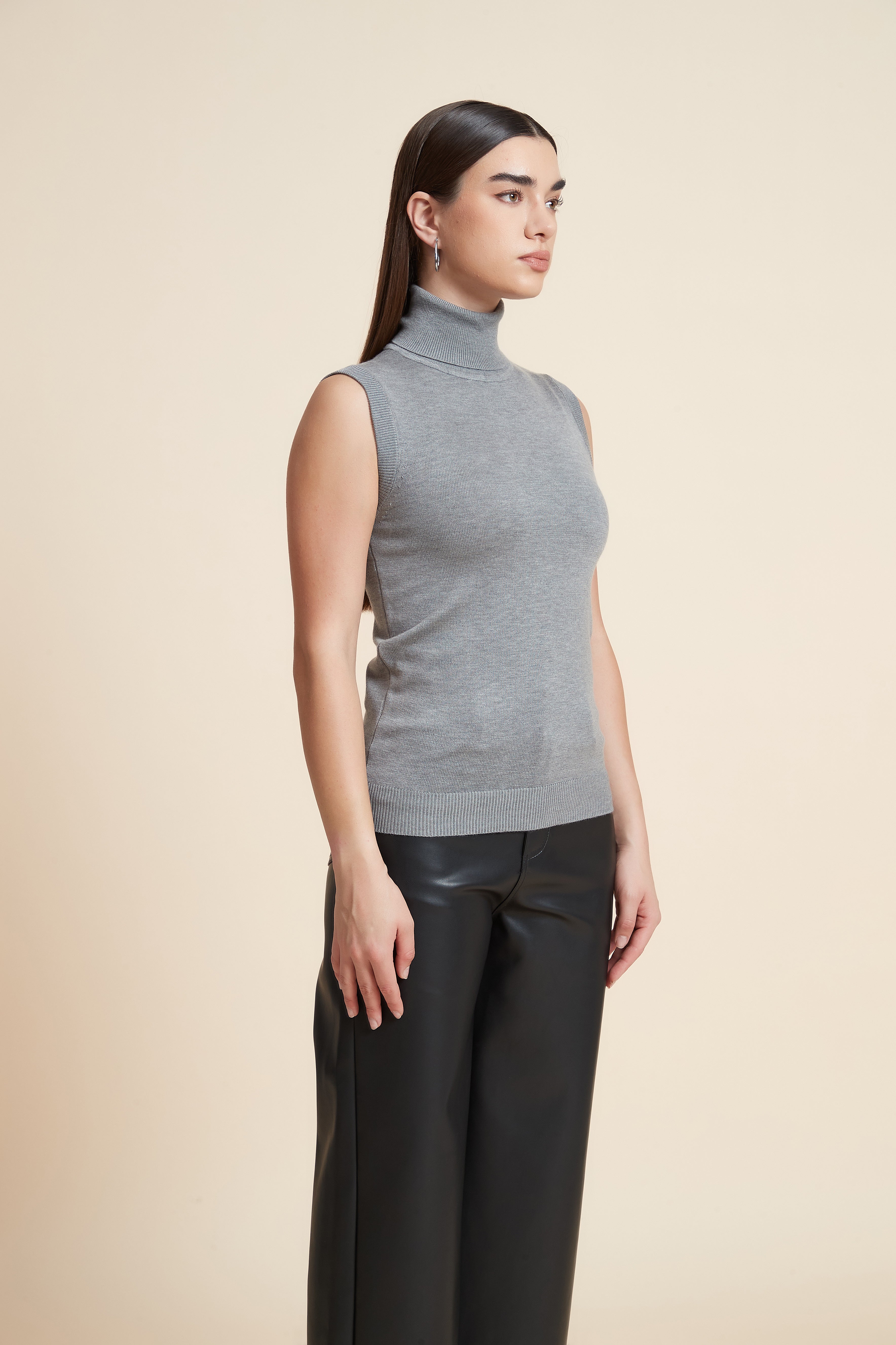 High Neck Sleeveless Blouse